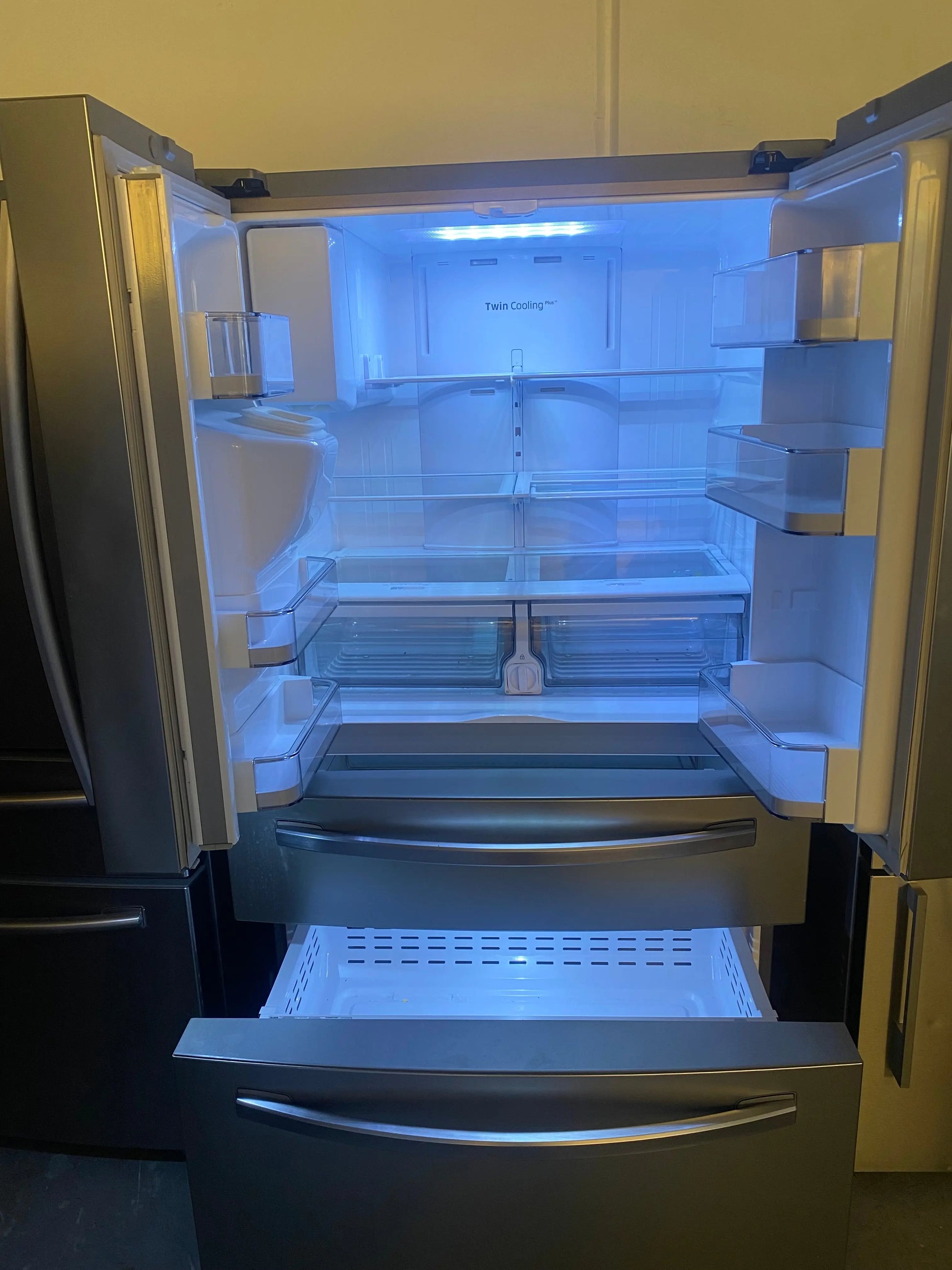 Refurbished Samsung 680 Litres Fridge Freezer | PERTH