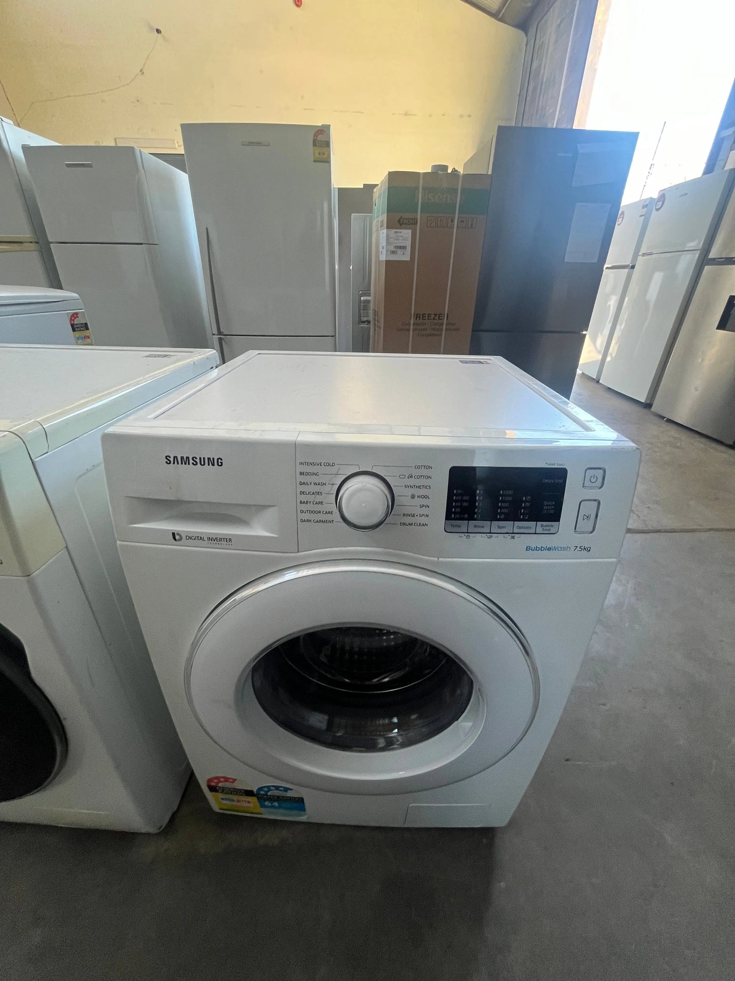 Refurbished Samsung Electronics clothes washer Model WW75J52 10IW Load capacity 7.5 kg | ADELAIDE