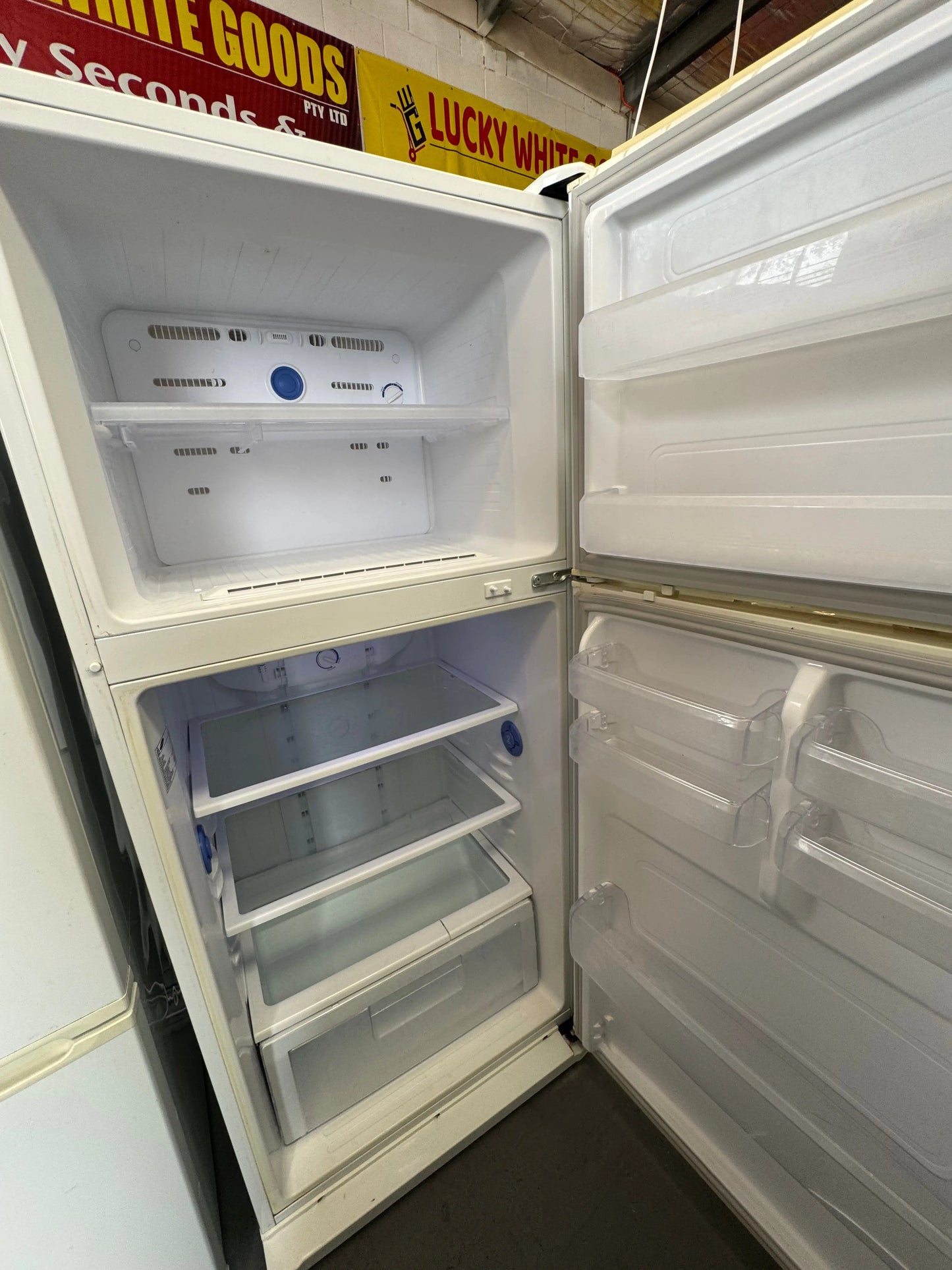 Refurbished Samsung fridge freezer 431 L | SYDNEY