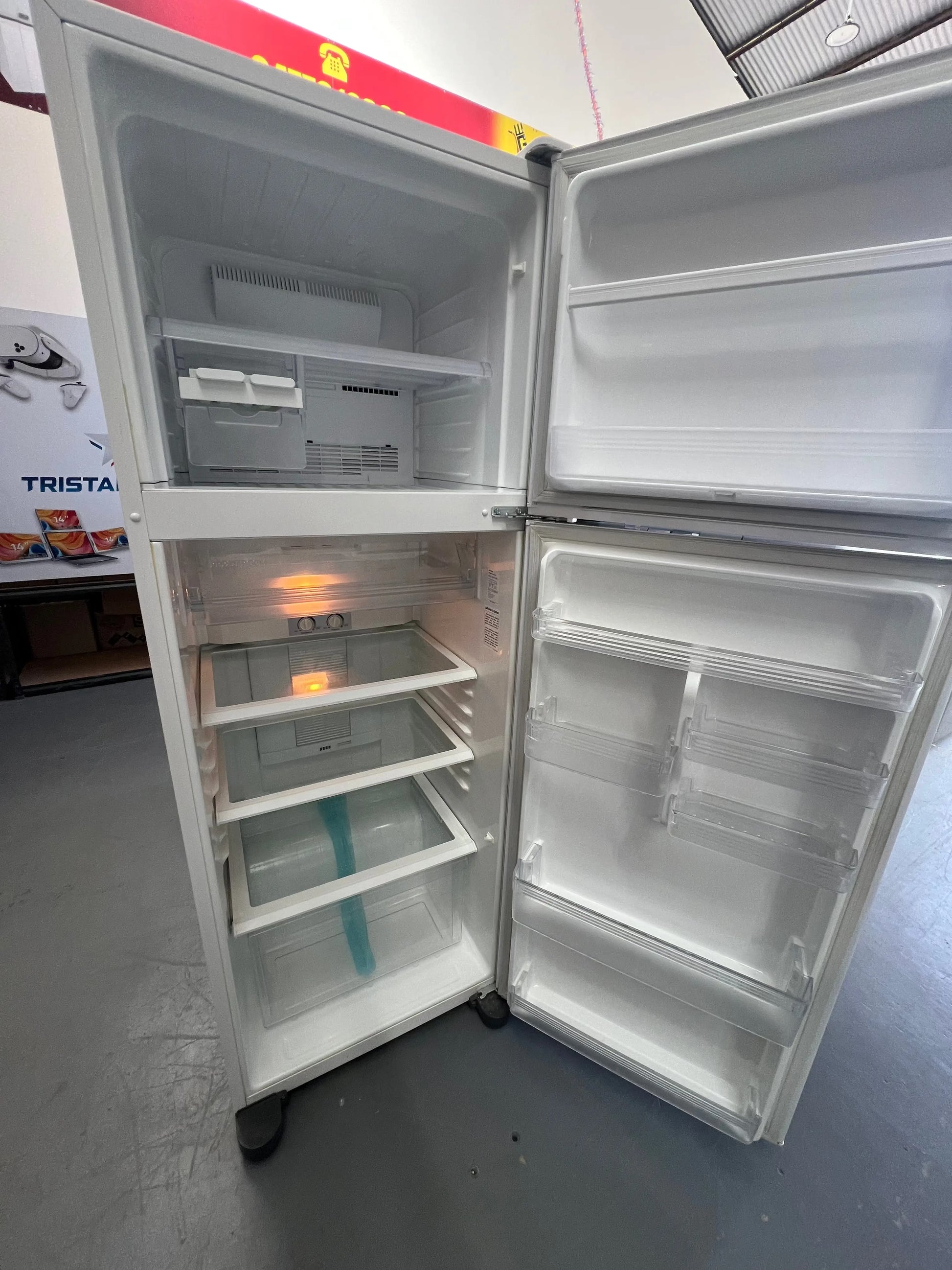Refurbished Sharp 431 Litres Fridge Freezer | ADELAIDE