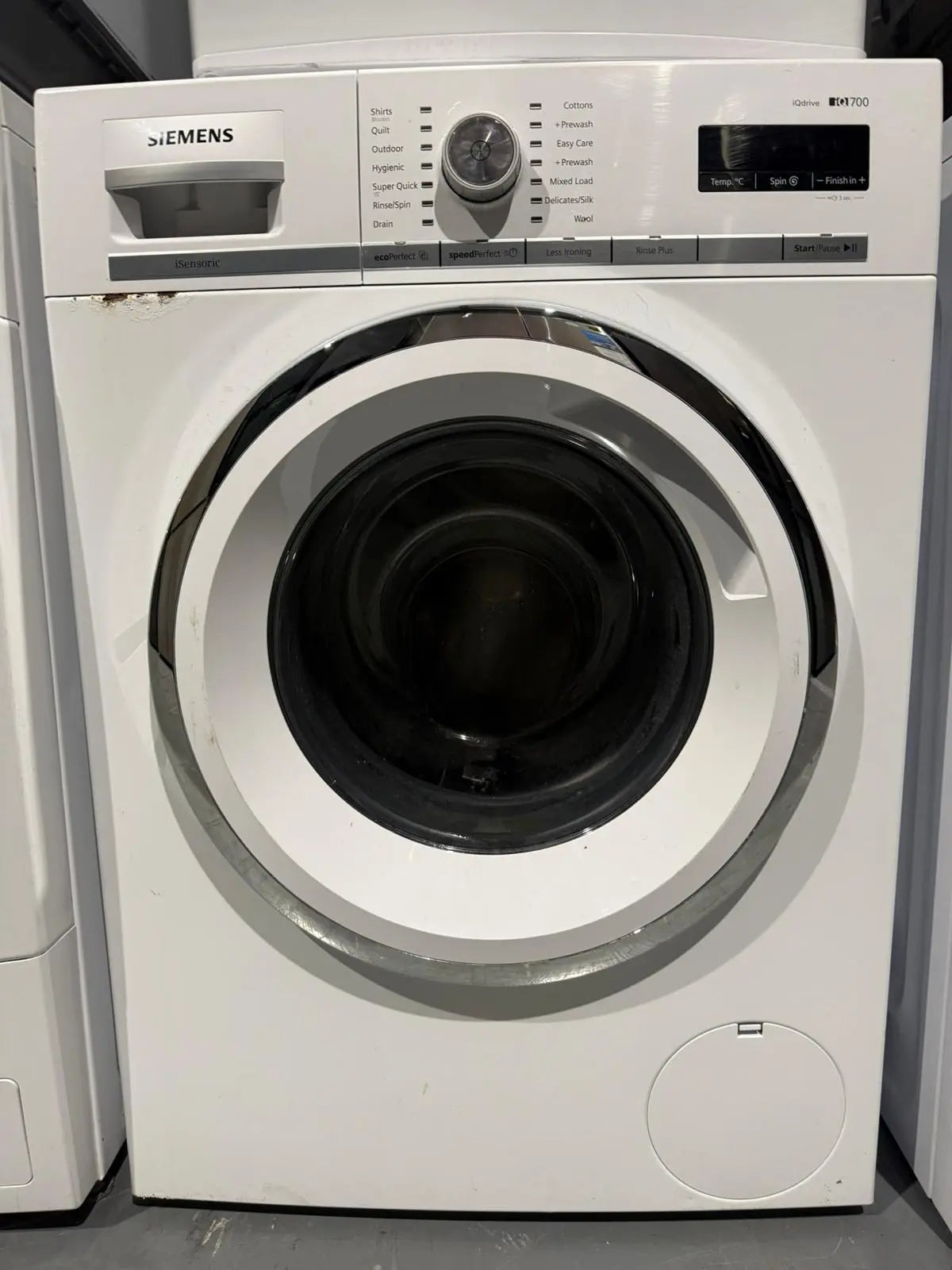 Refurbished Siemens 7KG Front Load Washing Machine | MELBOURNE