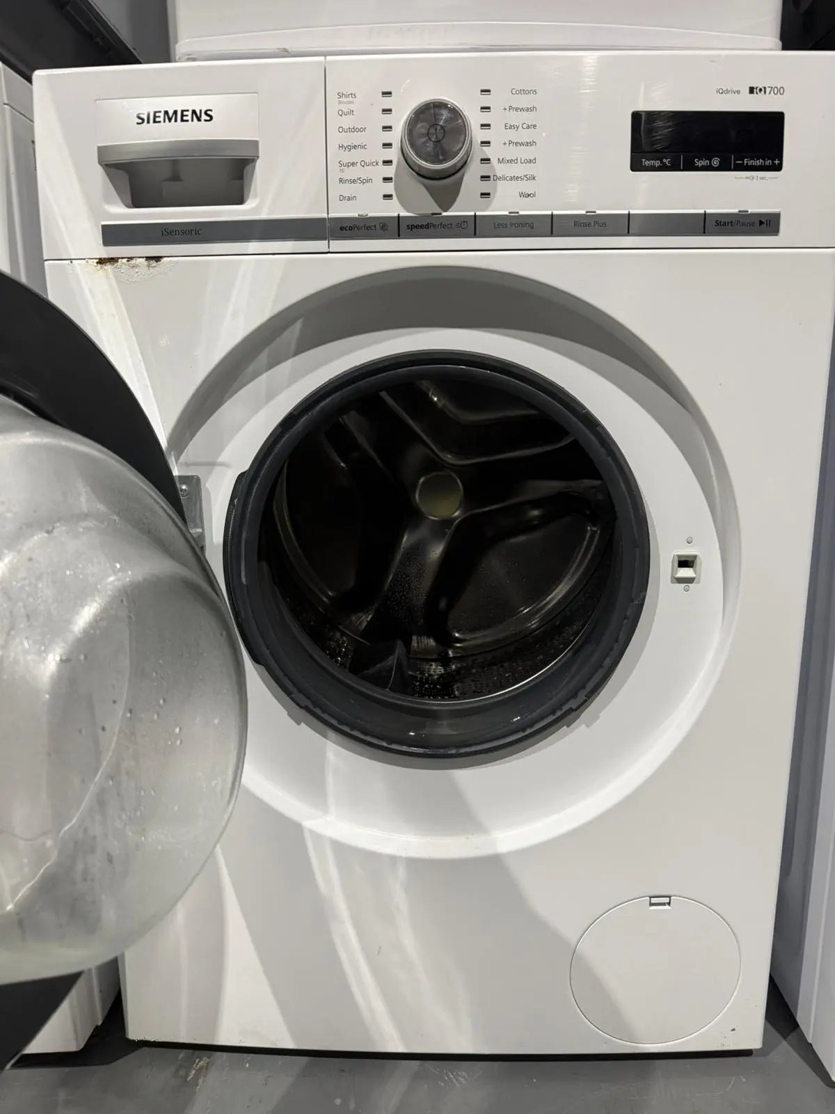 Refurbished Siemens 7KG Front Load Washing Machine | MELBOURNE