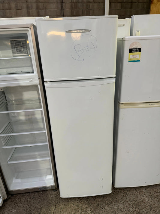 Refurbished Simpson 390  litres  fridge freezer | SYDNEY
