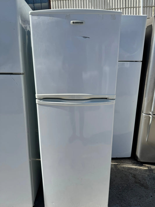 Refurbished Simpson fridge freezer 234 L | SYDNEY