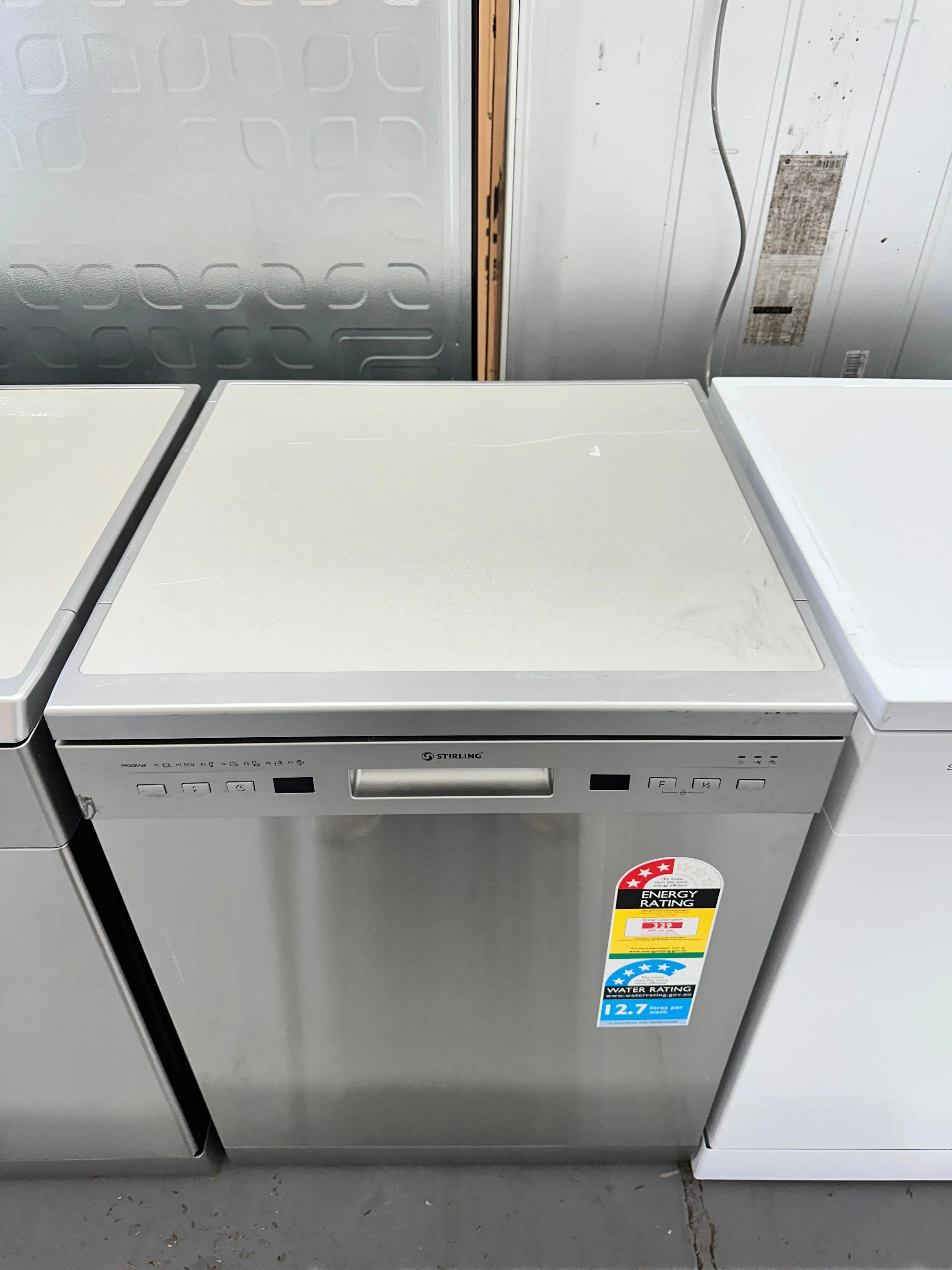 Refurbished Stirling 14 Place Setting Dishwasher | ADELAIDE