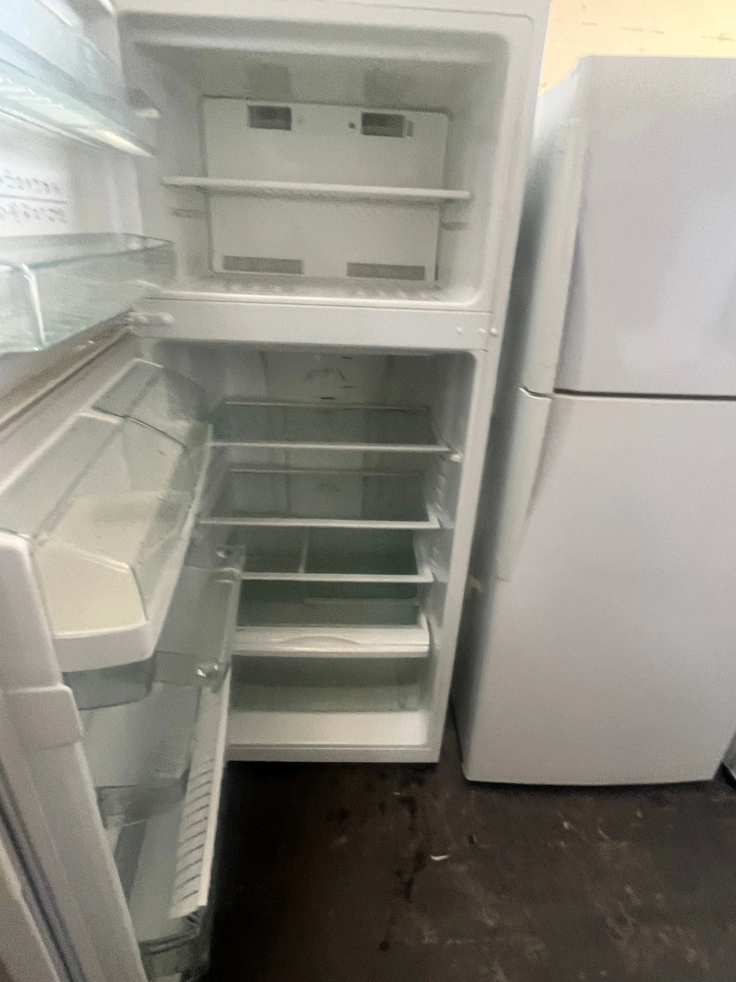 Refurbished WESTINGHOUSE RJ392-L*4 Fridge Freezer capacity 392L | ADELAIDE