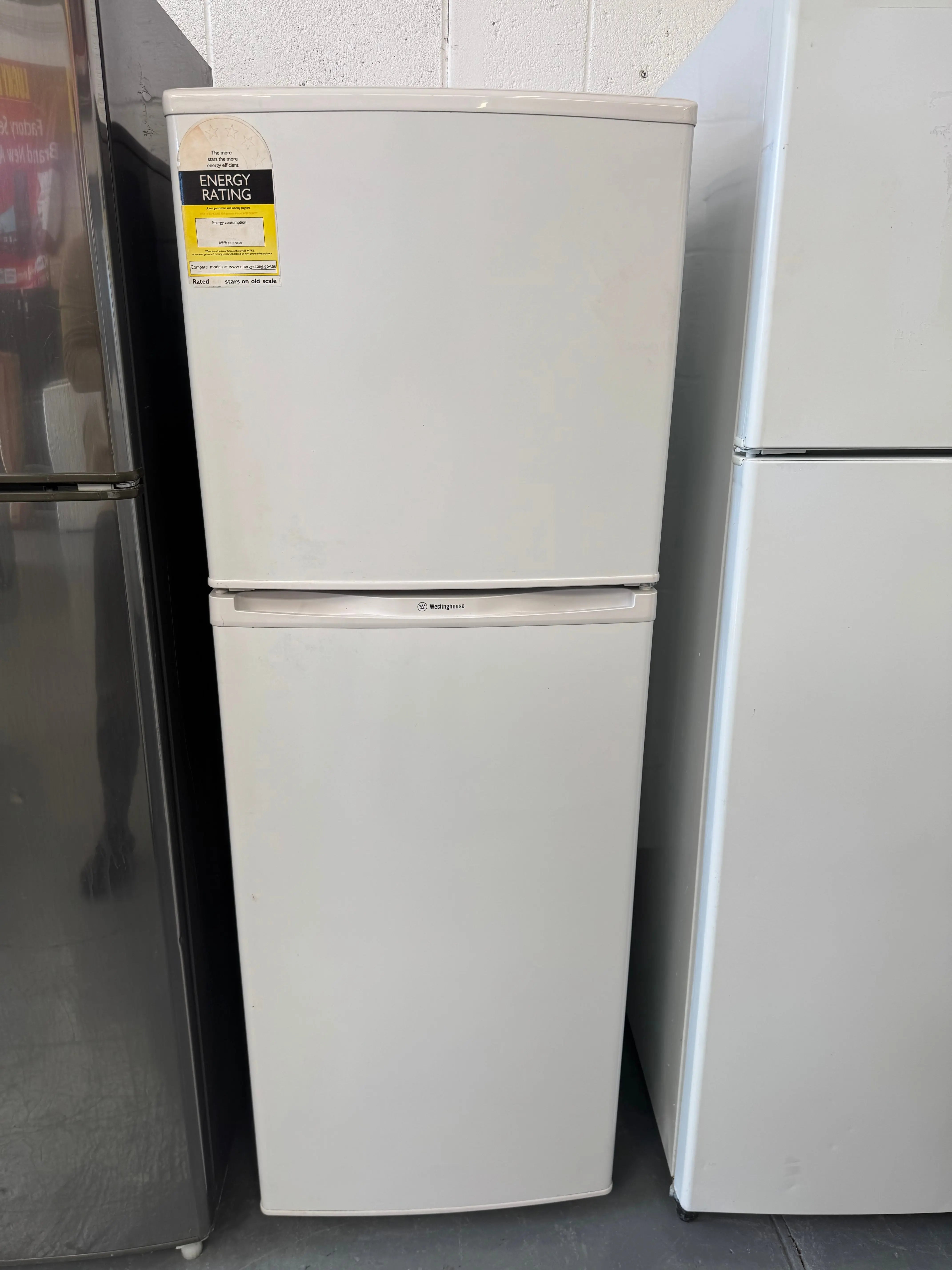 Refurbished Westinghouse 200L Top Mount Fridge | SYDNEY
