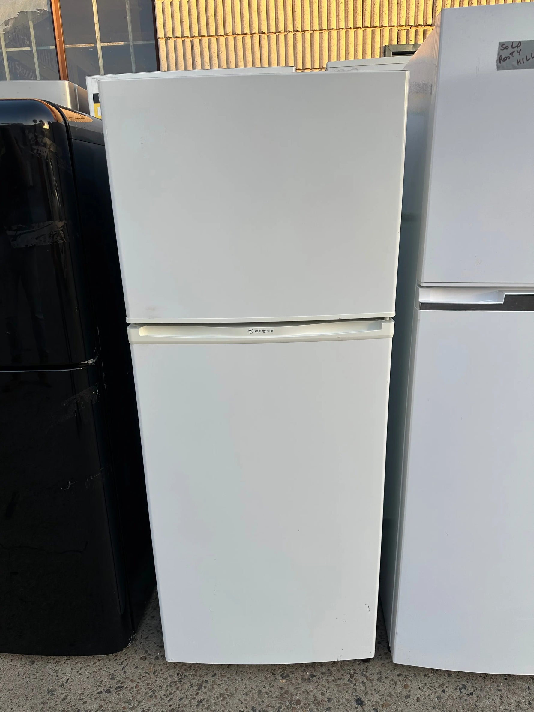 Refurbished Westinghouse 280 ltr fridge | SYDNEY