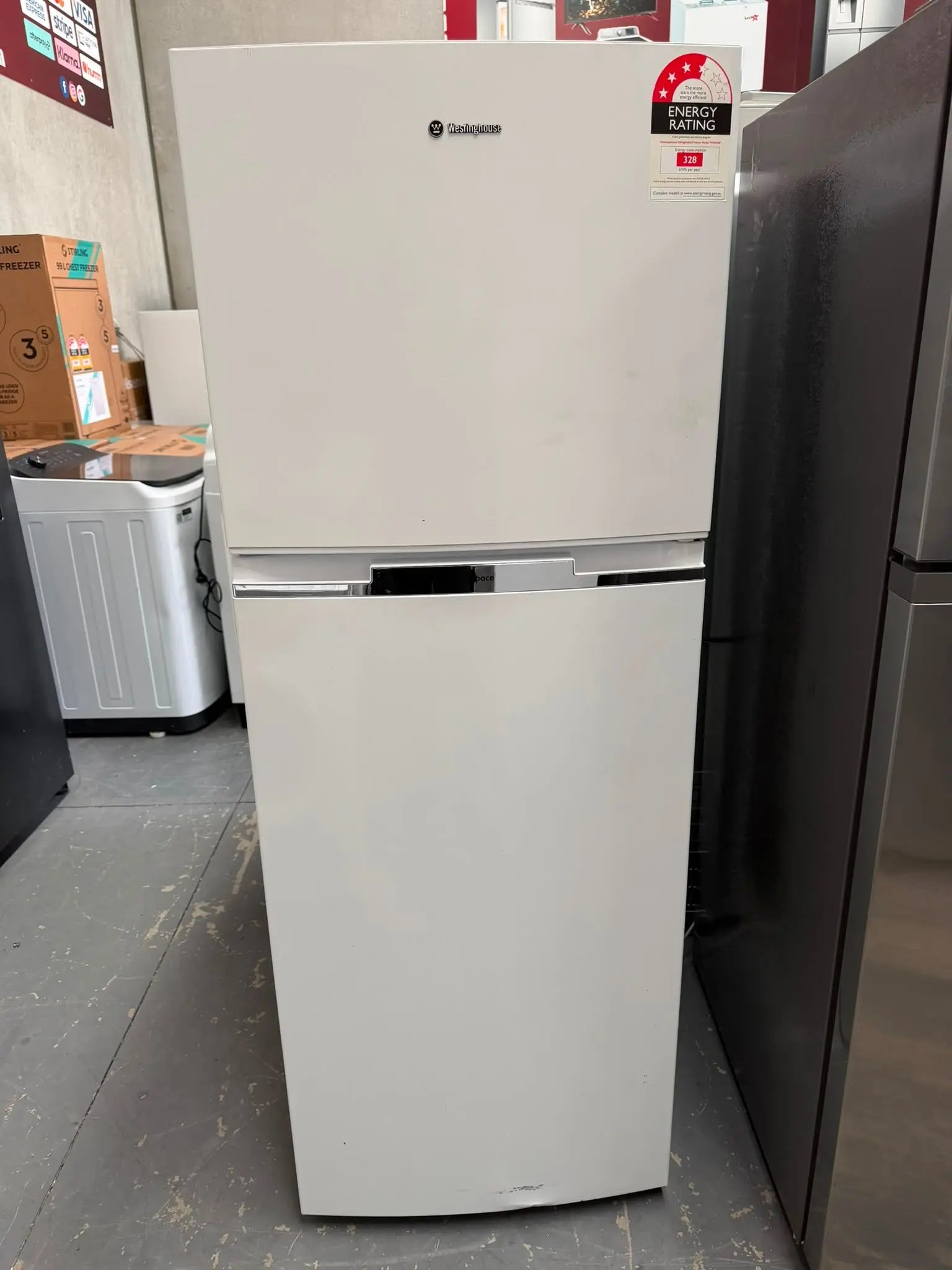 Refurbished Westinghouse 339L Top Mount Fridge Freezer | MELBOURNE