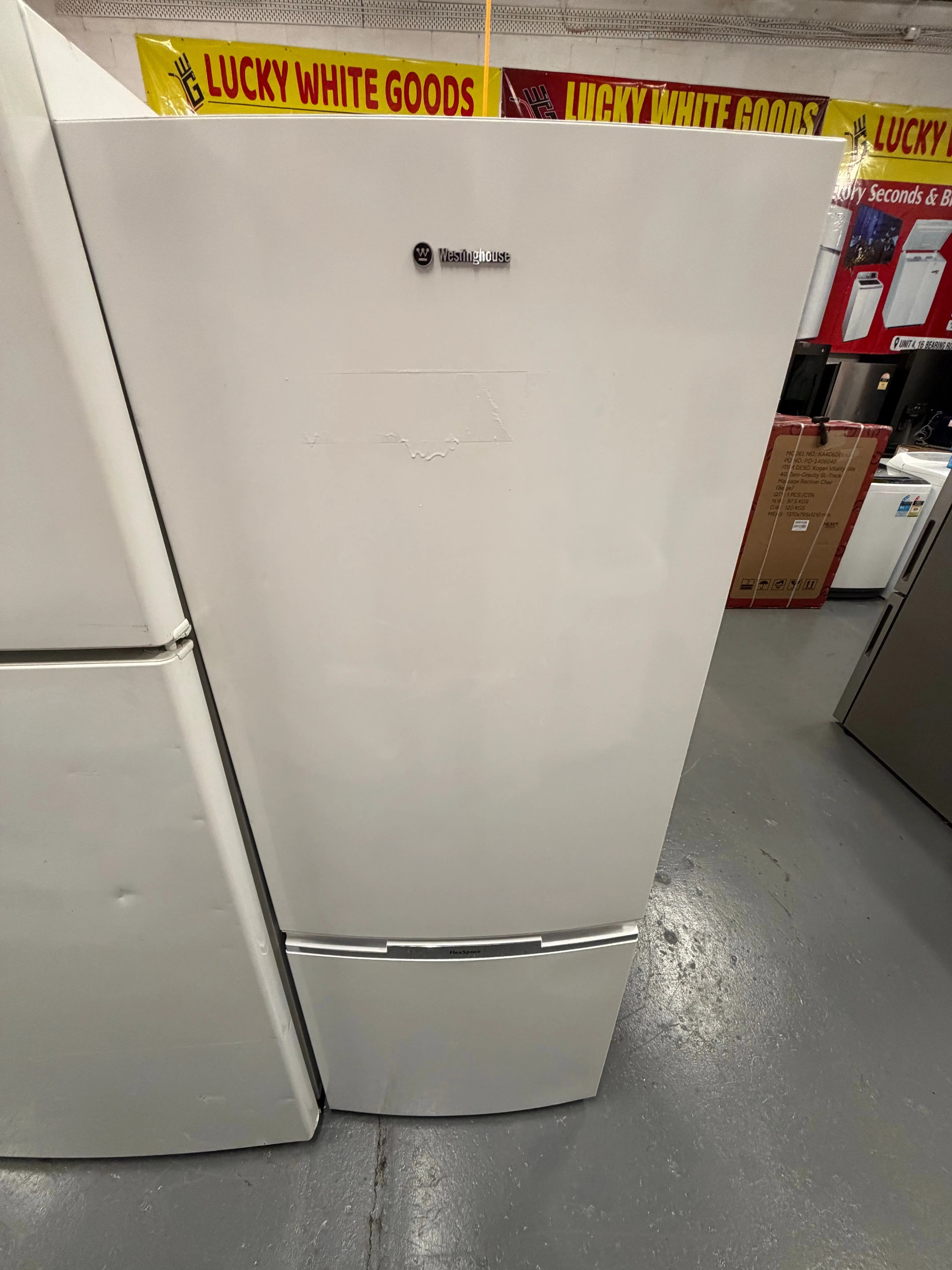 Refurbished Westinghouse 340 ltr bottom mount fridge freezer
