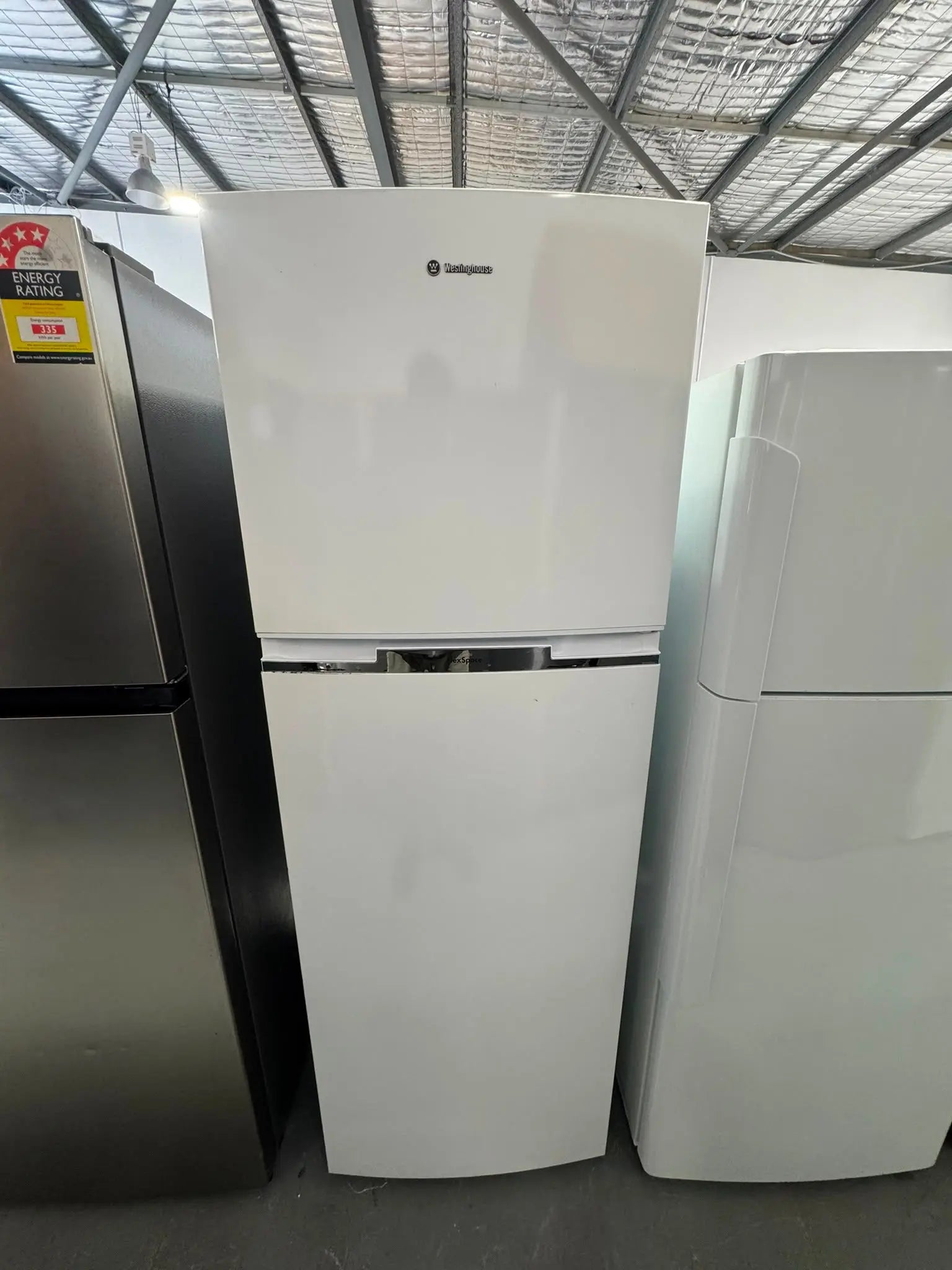 Refurbished Westinghouse 369L Top Mount Fridge Freezer | PERTH