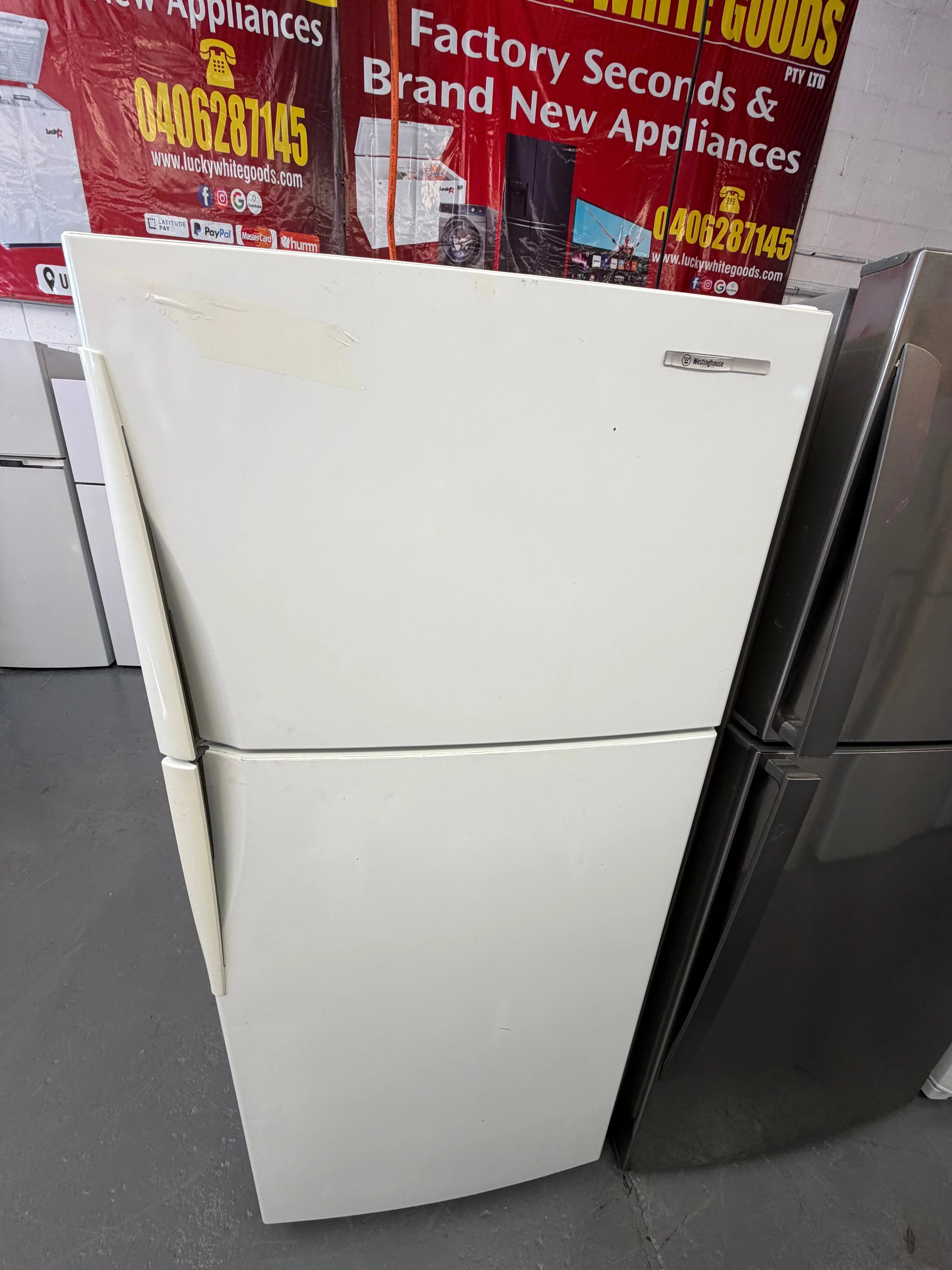 Refurbished Westinghouse 420 ltr Top mount fridge freezer