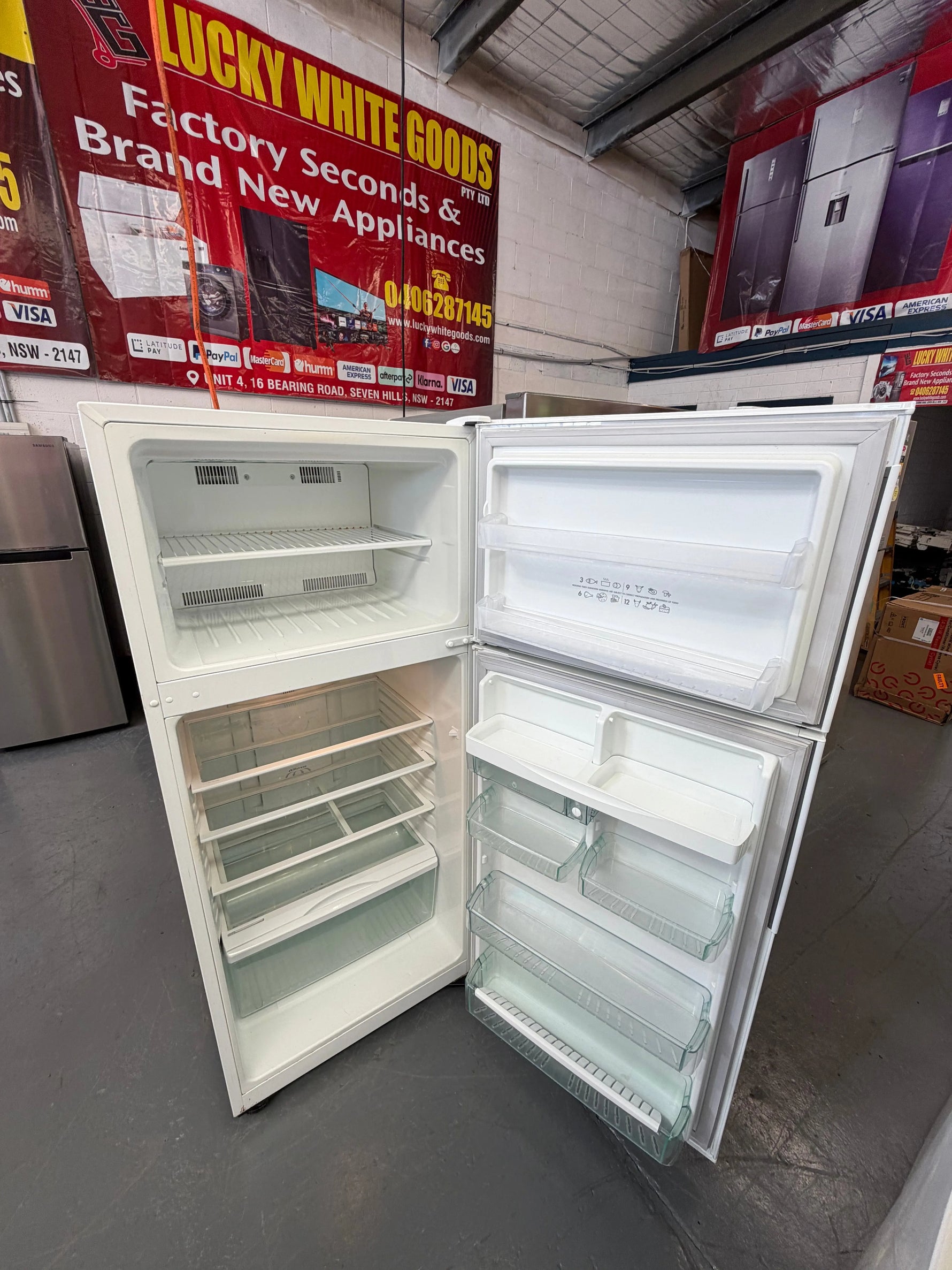 Refurbished Westinghouse 420 ltr Top mount fridge freezer