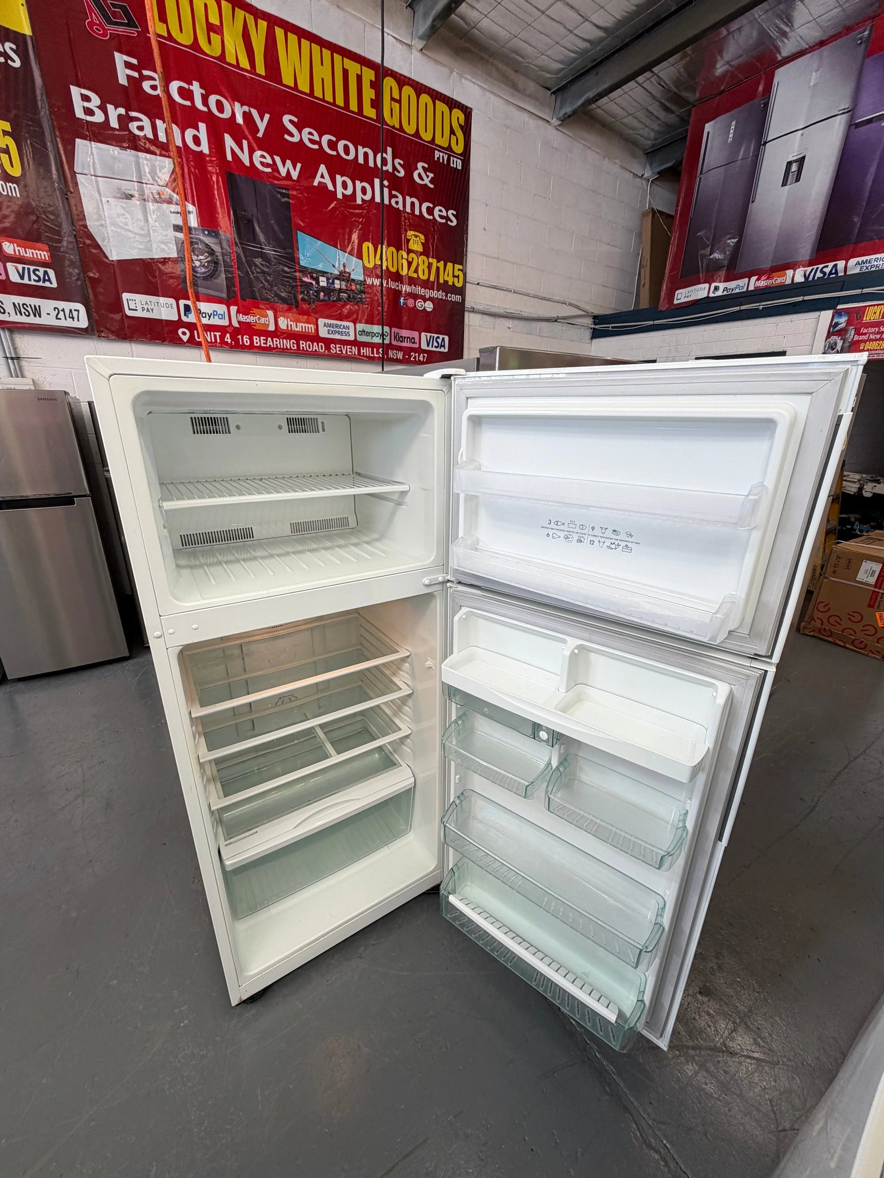 Refurbished Westinghouse 420 ltr Top mount fridge freezer