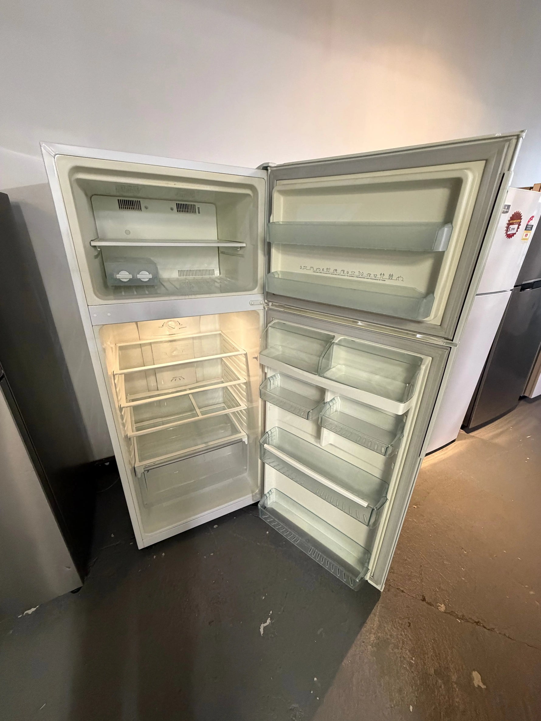 Refurbished Westinghouse 420 ltr top mount fridge freezer | ALEXANDRIA