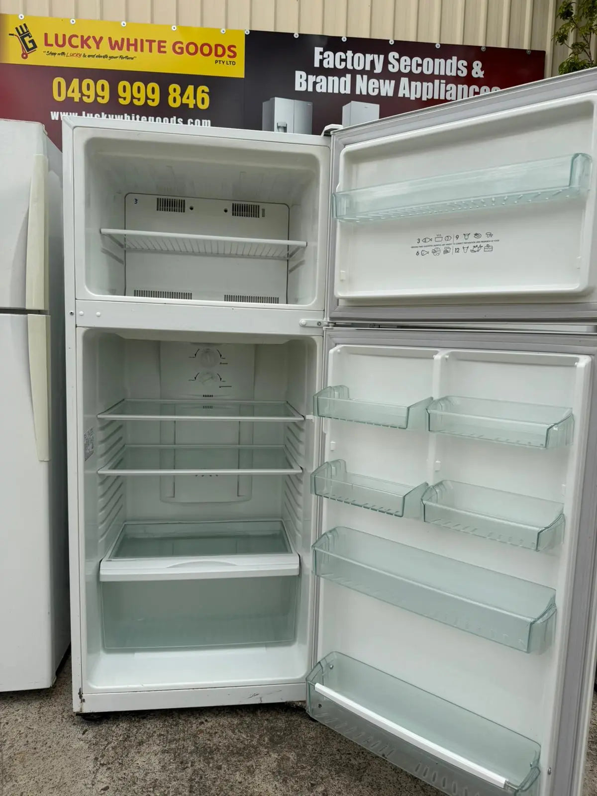 Refurbished Westinghouse 420L Top Mount Fridge Freezer – RJ422V-R*4 | BRISBANE