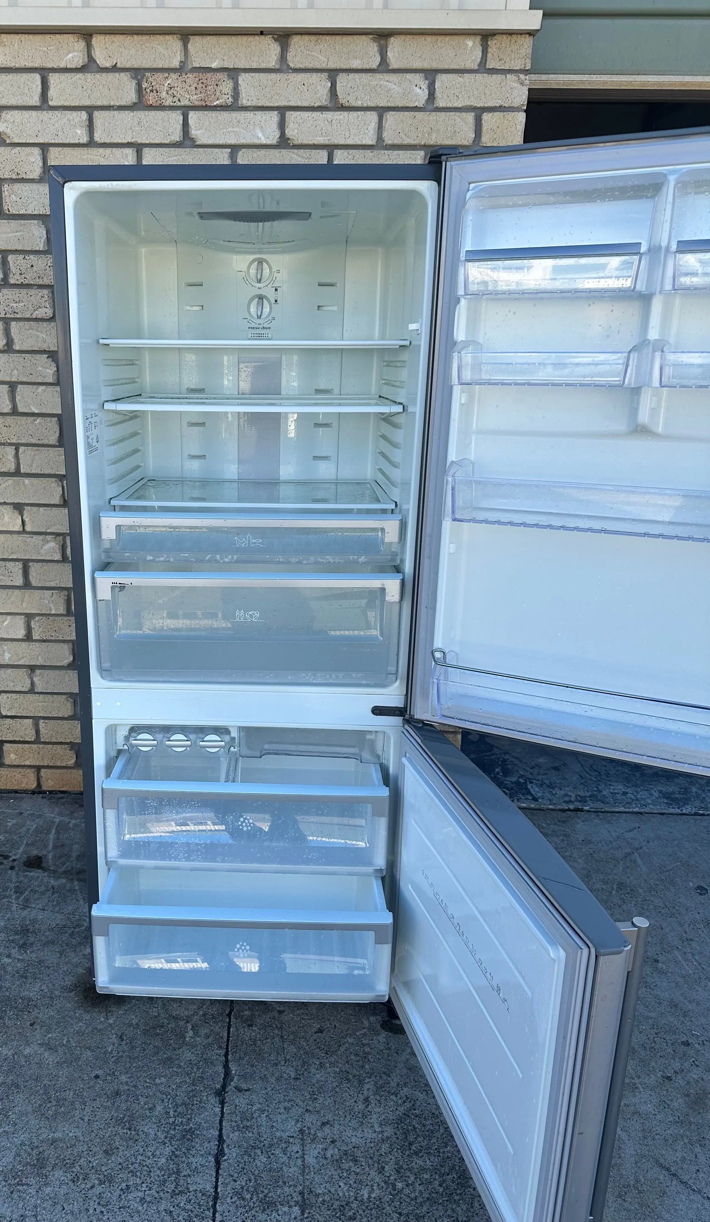 Refurbished Westinghouse 430 Litres Fridge Freezer | BRISBANE