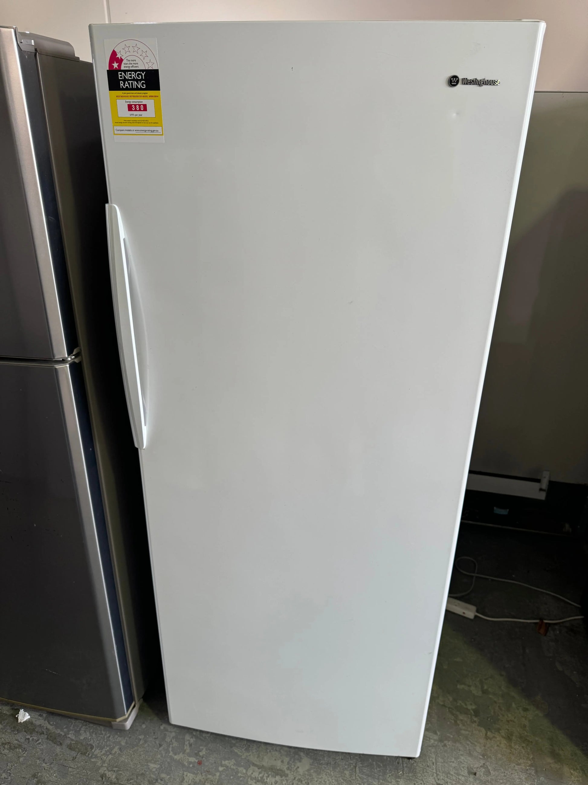 Refurbished Westinghouse 430 Litres Fridge Freezer | PERTH