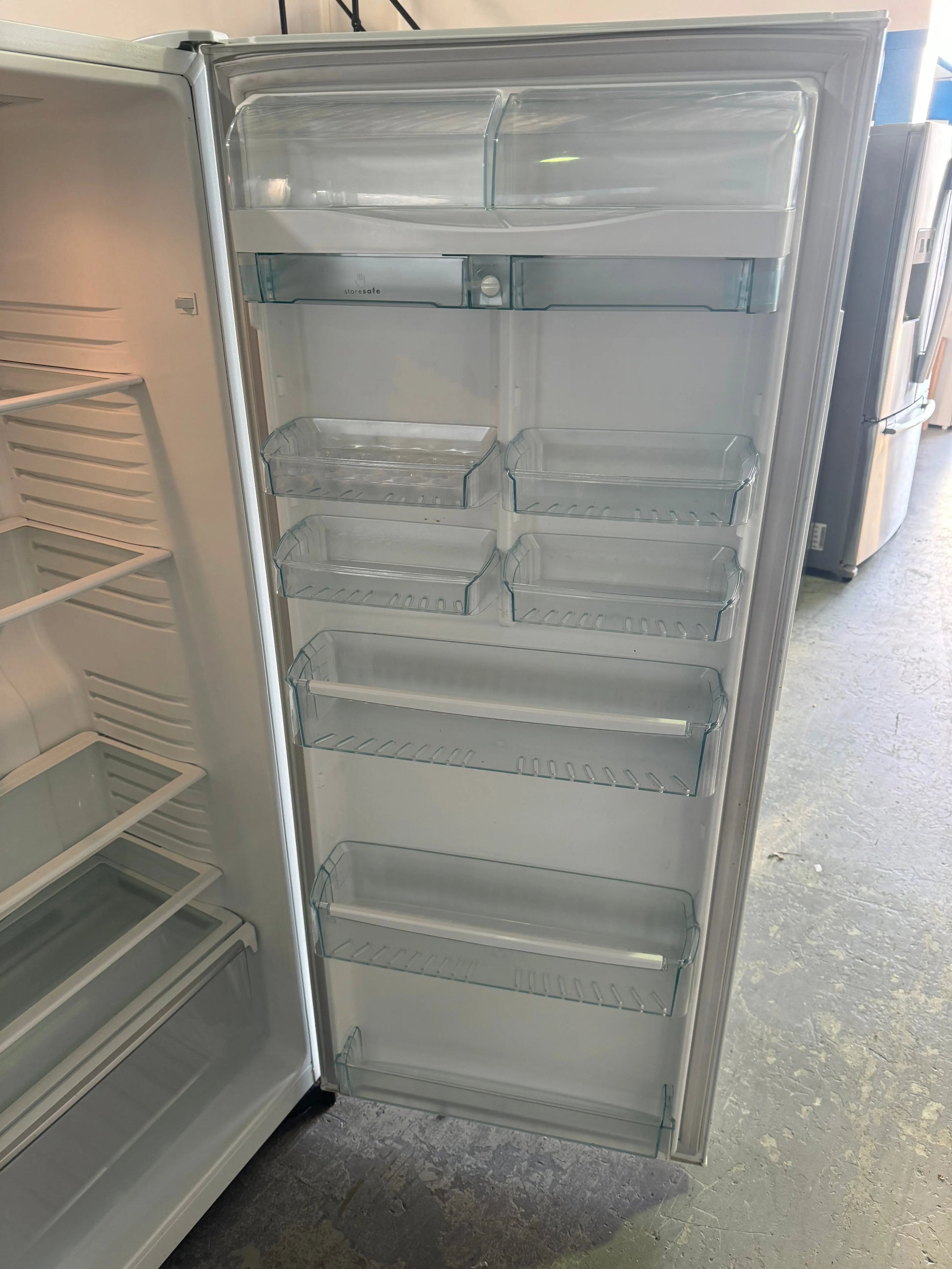 Refurbished Westinghouse 430 Litres Fridge Freezer | PERTH