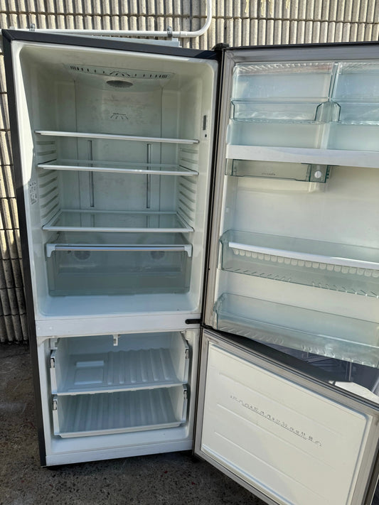 Refurbished Westinghouse 430 litres fridge freezer | SYDNEY