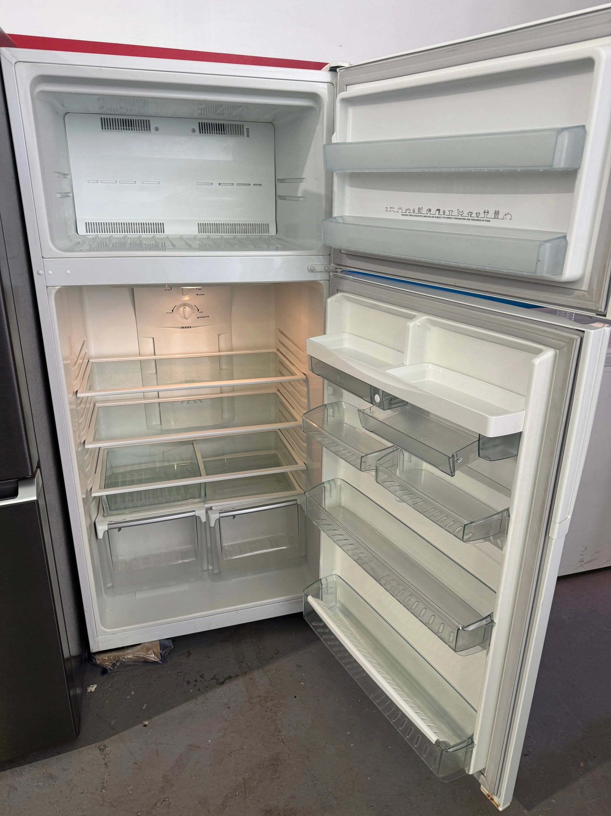 Refurbished Westinghouse 515 Litres Fridge Freezer | PERTH