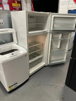 Refurbished Westinghouse 520 ltr top mount fridge freezer & Samsung 6.5 kg top loader washer | SYDNEY