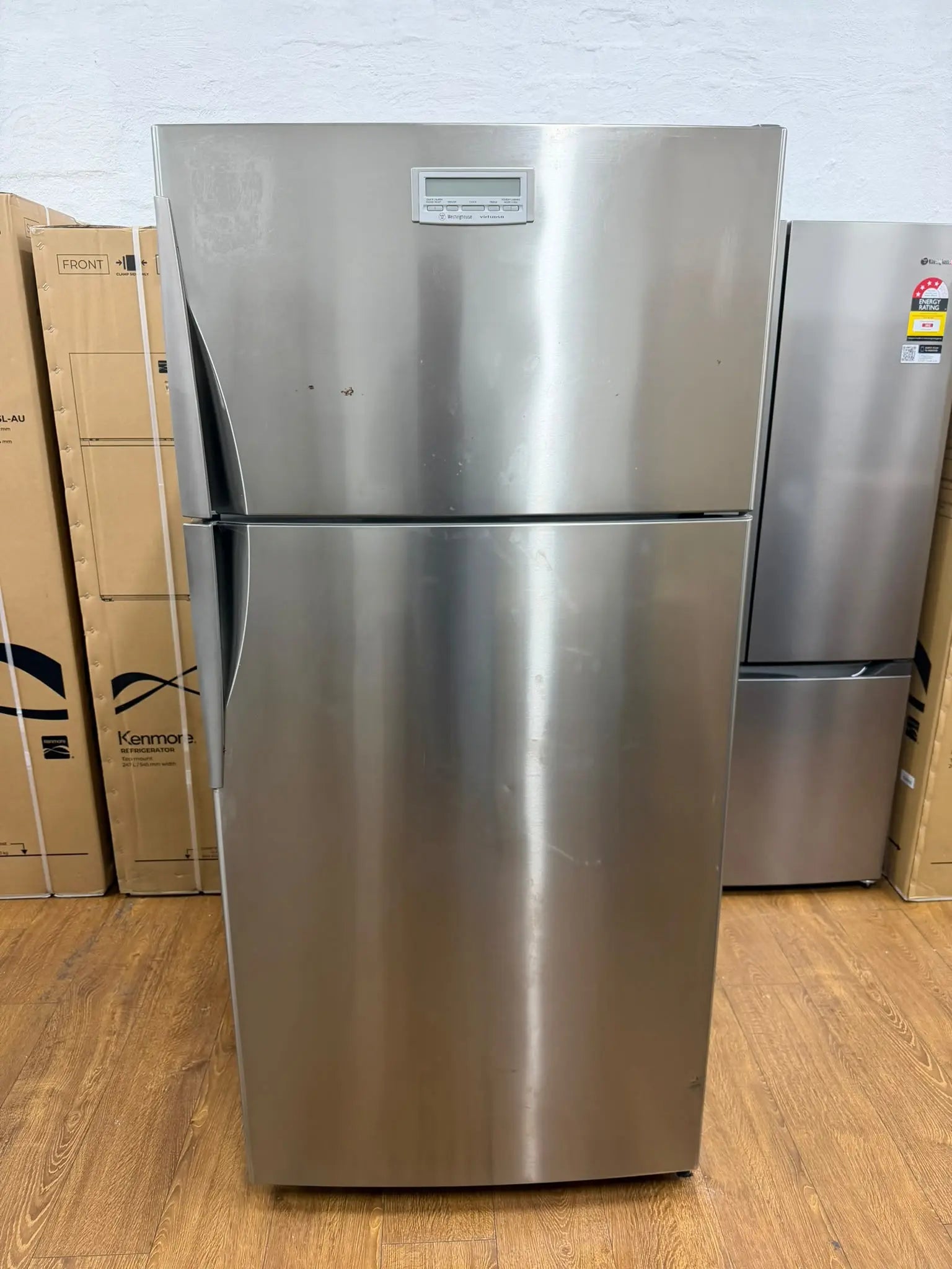 Refurbished Westinghouse 520L Top Mount Fridge Freezer | RESERVOIR