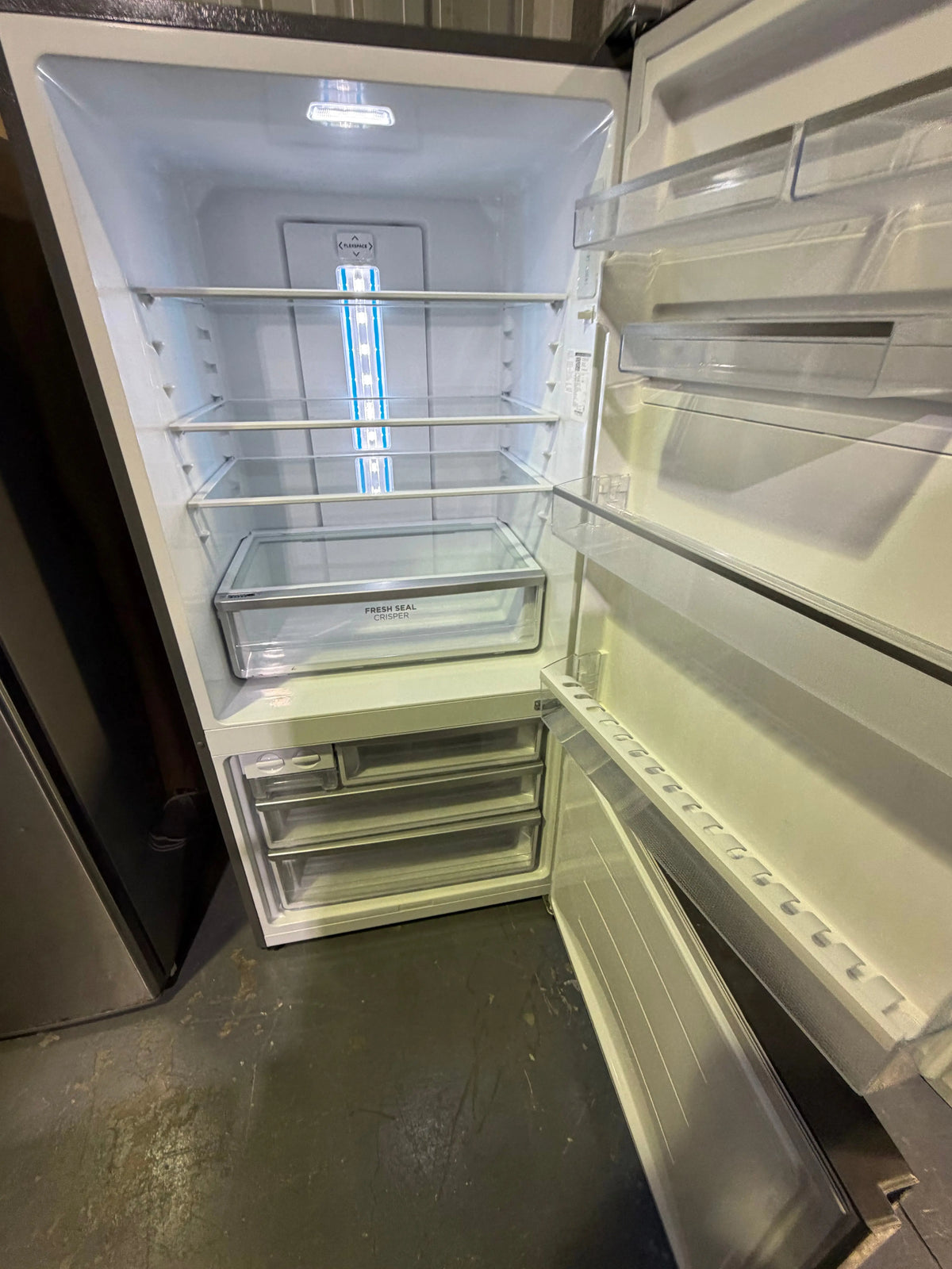 Refurbished Westinghouse 529 litres fridge freezer | BRISBANE