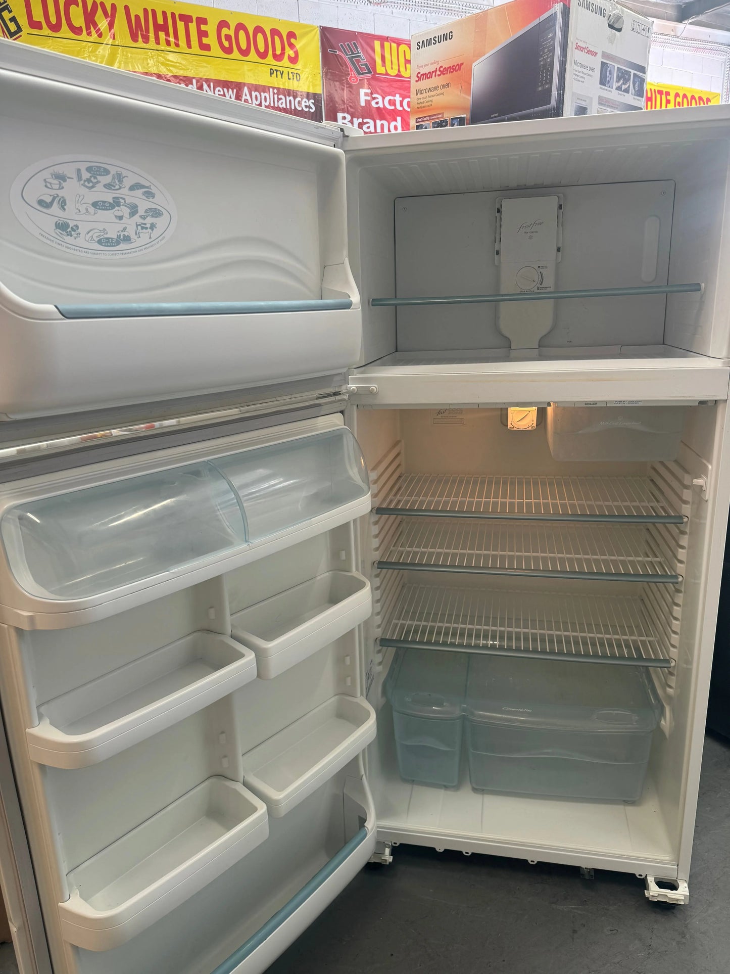 Refurbished Westinghouse 530L fridge | SYDNEY