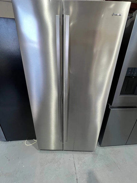 Refurbished Westinghouse 606 Litres Fridge Freezer | ADELAIDE