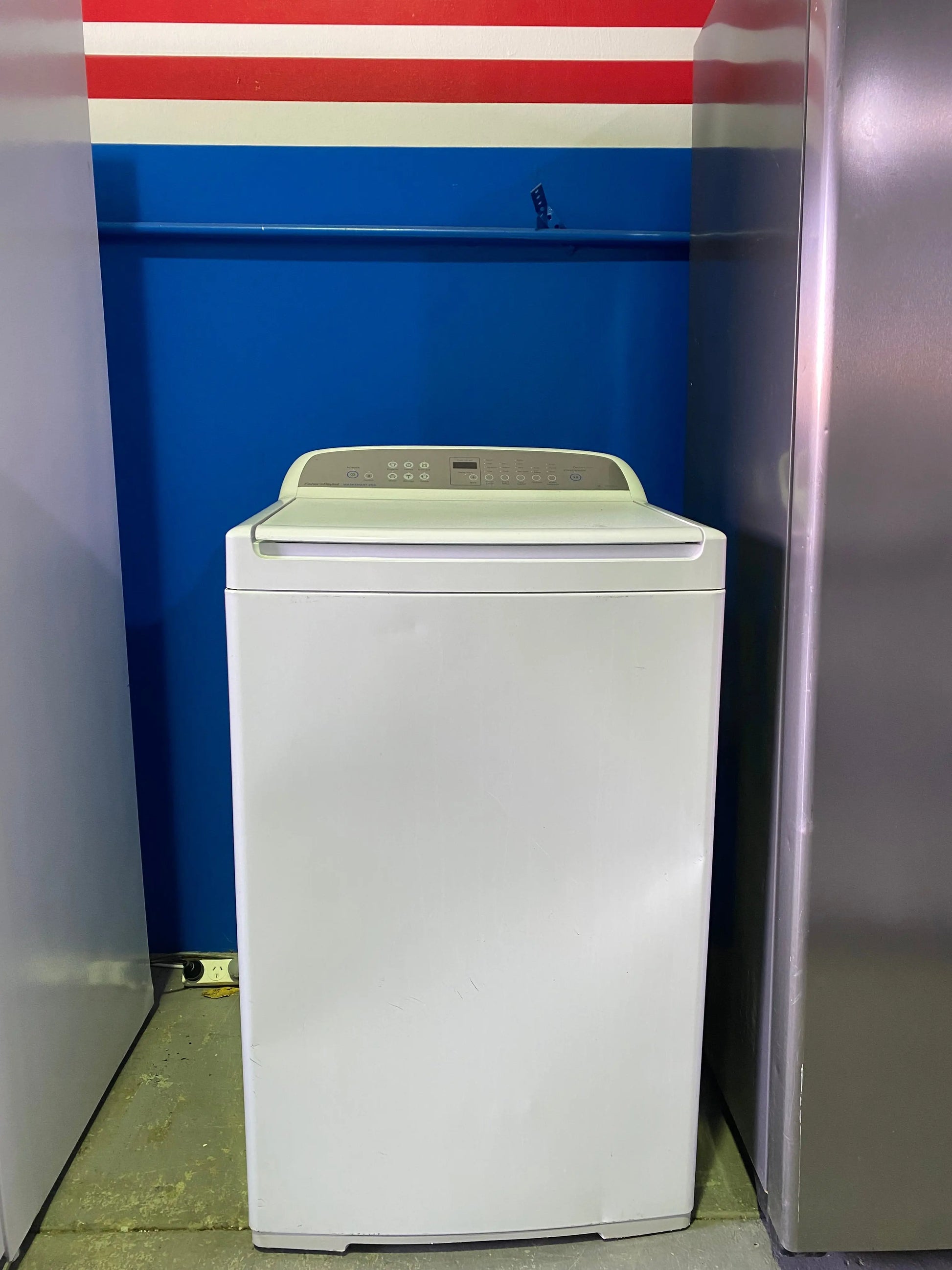 Refurbished Westinghouse 606 Litres Fridge Freezer and Fisher and Paykel 8 kg Washing Machine | PERTH