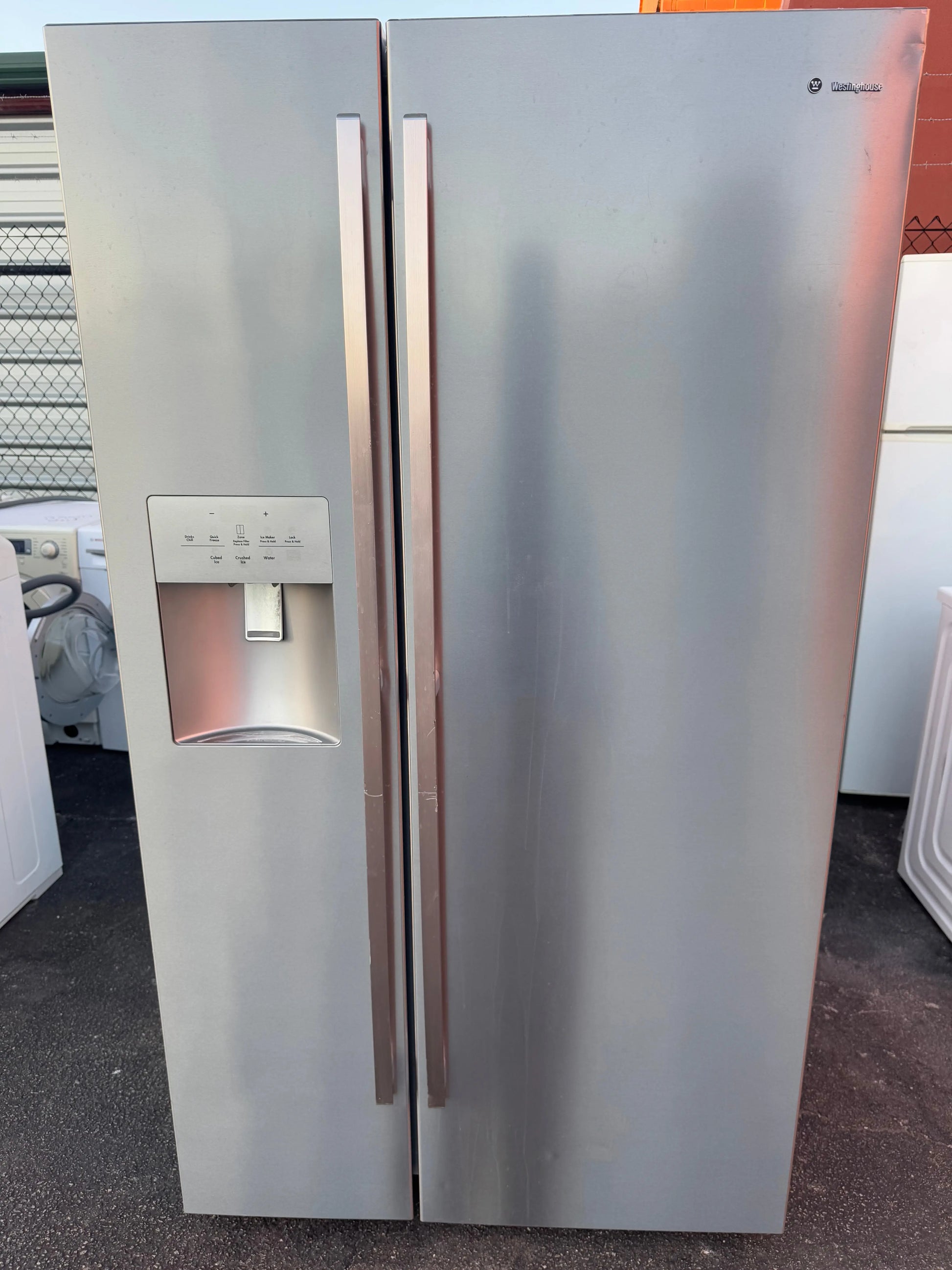 Refurbished Westinghouse 680 litres fridge freezer | PERTH