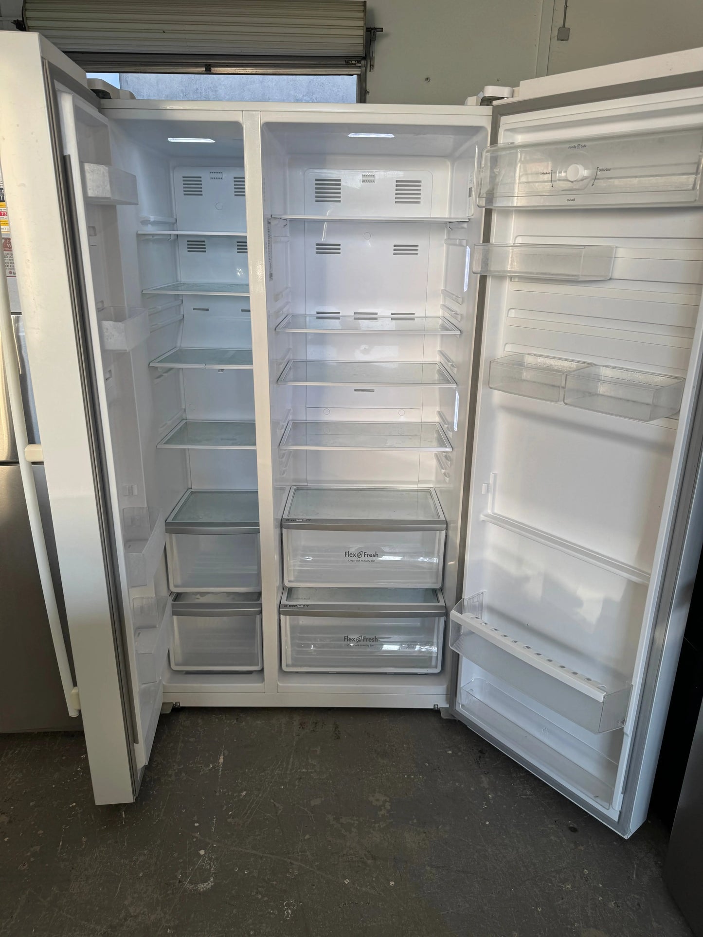 Refurbished Westinghouse 700 Litres Fridge Freezer | PERTH