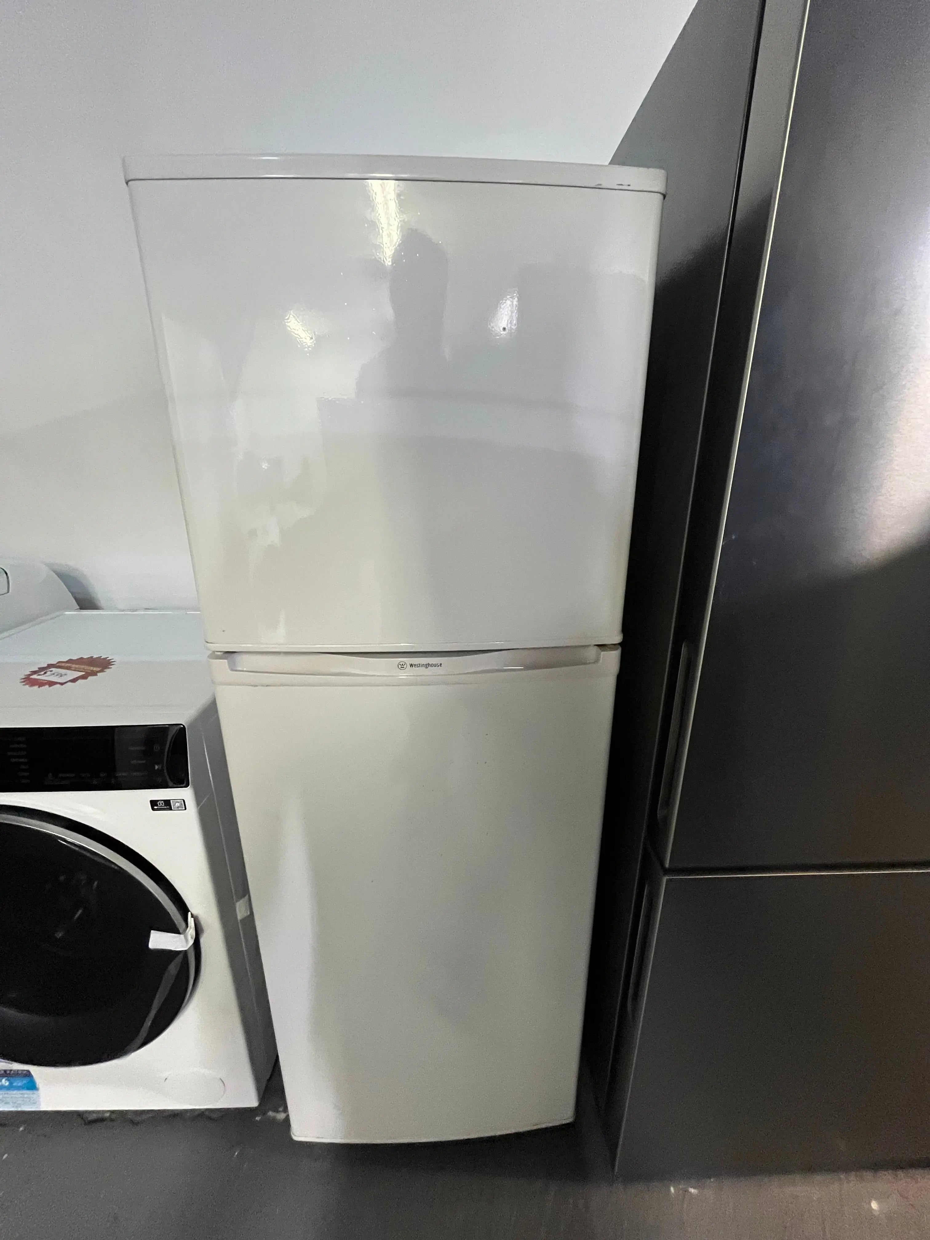Refurbished Westinghouse RJ202T 200L Top Mount Refrigerator | Compact & Reliable | ALEXANDRIA