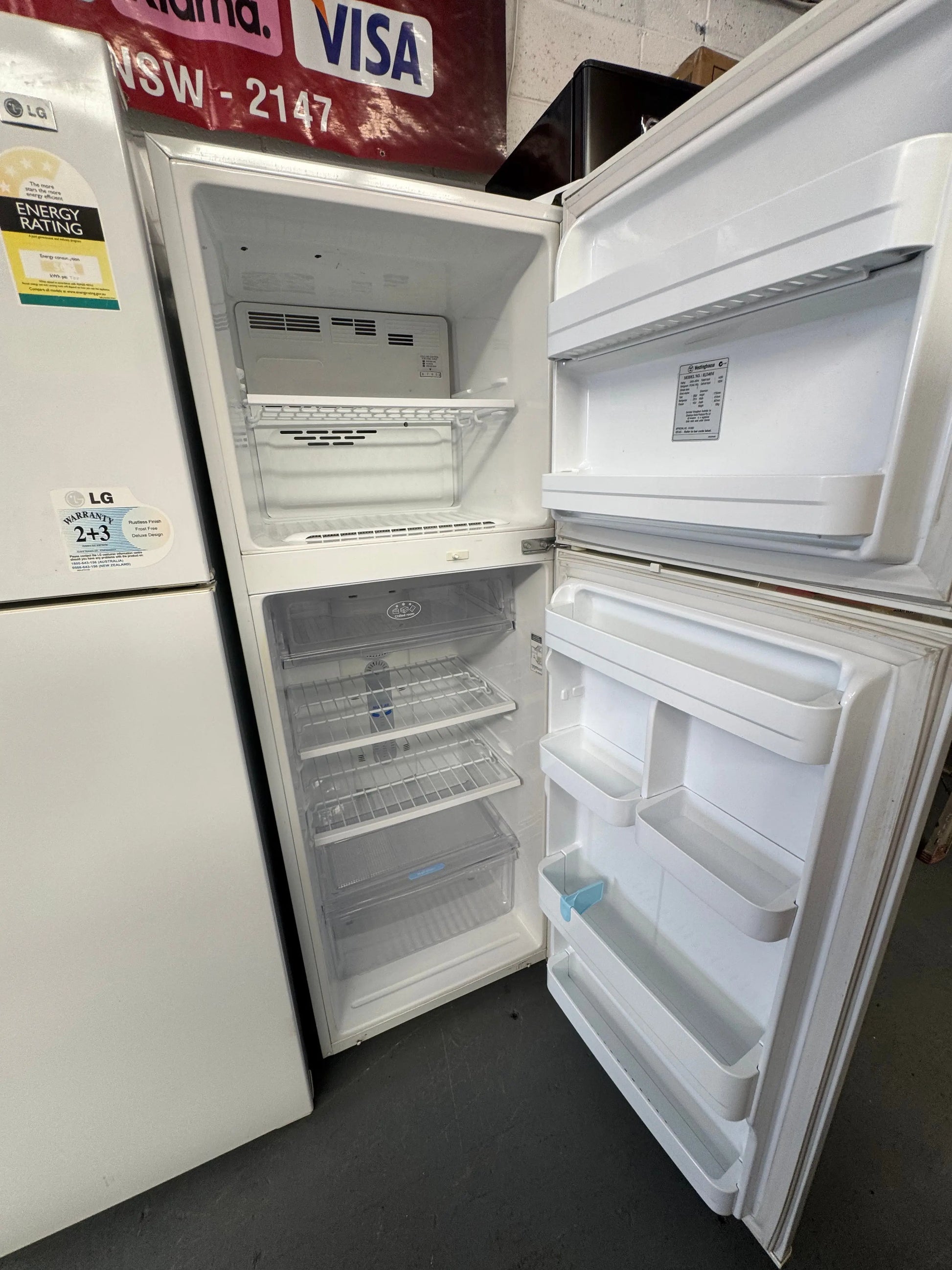 Refurbished Westinghouse fridge freezer 339 L | SYDNEY