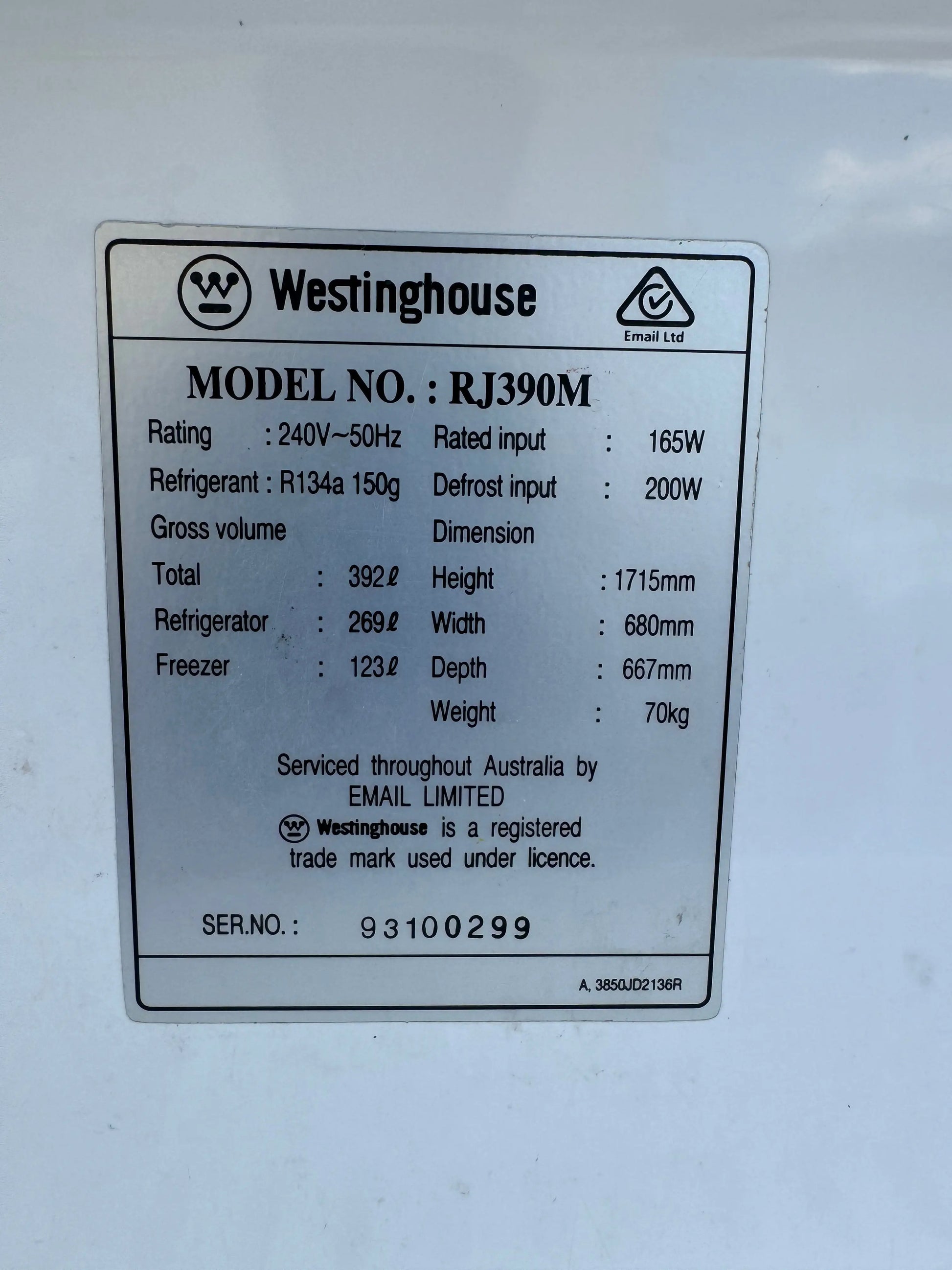 Refurbished Westinghouse fridge freezer 392 Litres | SYDNEY