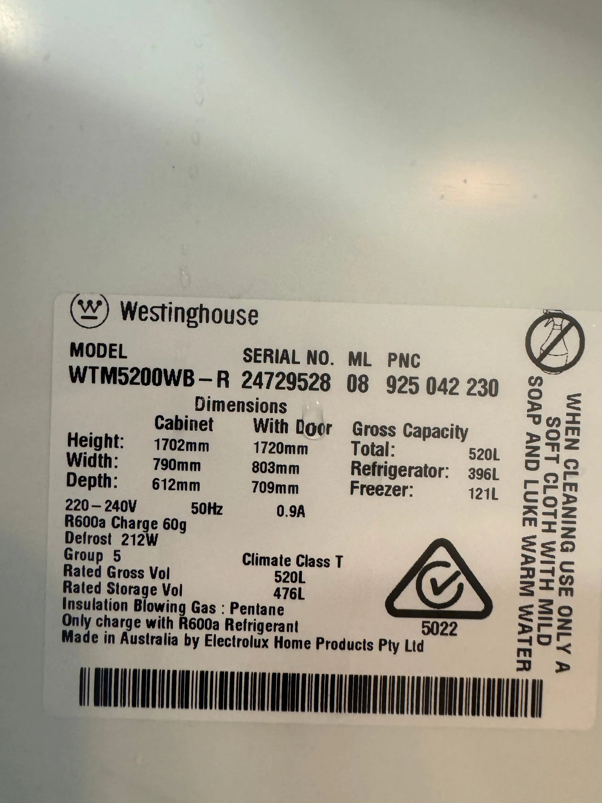 Refurbished Westinghouse fridge freezer 520 L | SYDNEY