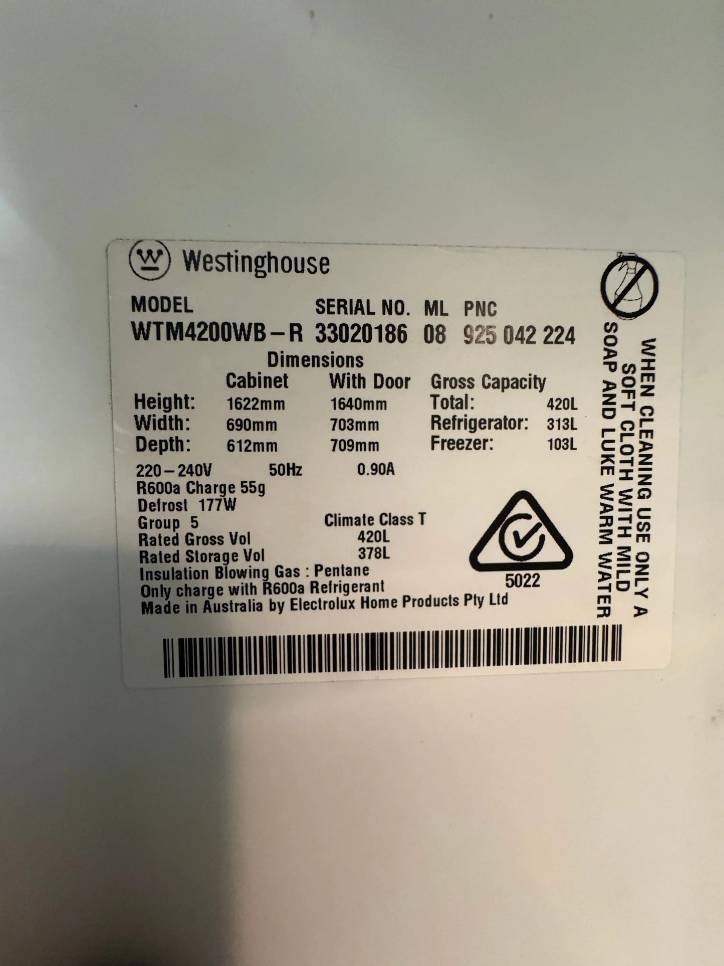 Refurbished Westinghouse fridge freezer for 420 L | SYDNEY