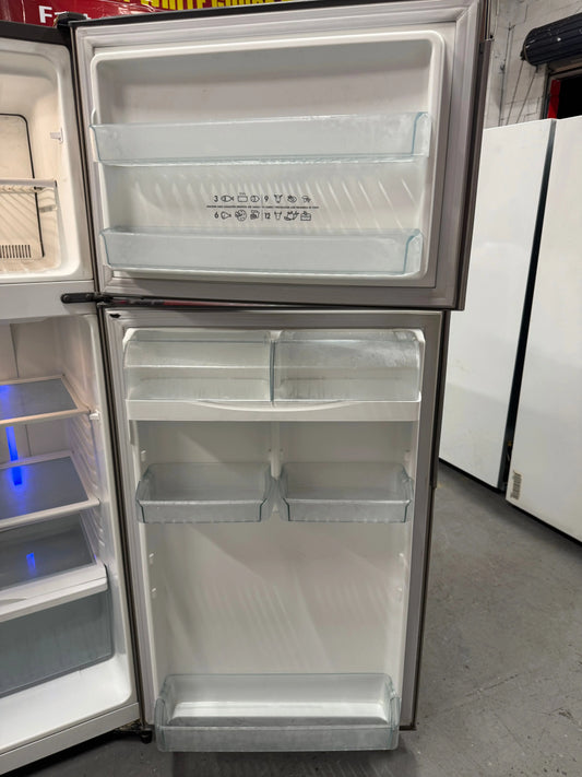 Refurbished Westinghouse fridge freezer for 420 L | SYDNEY