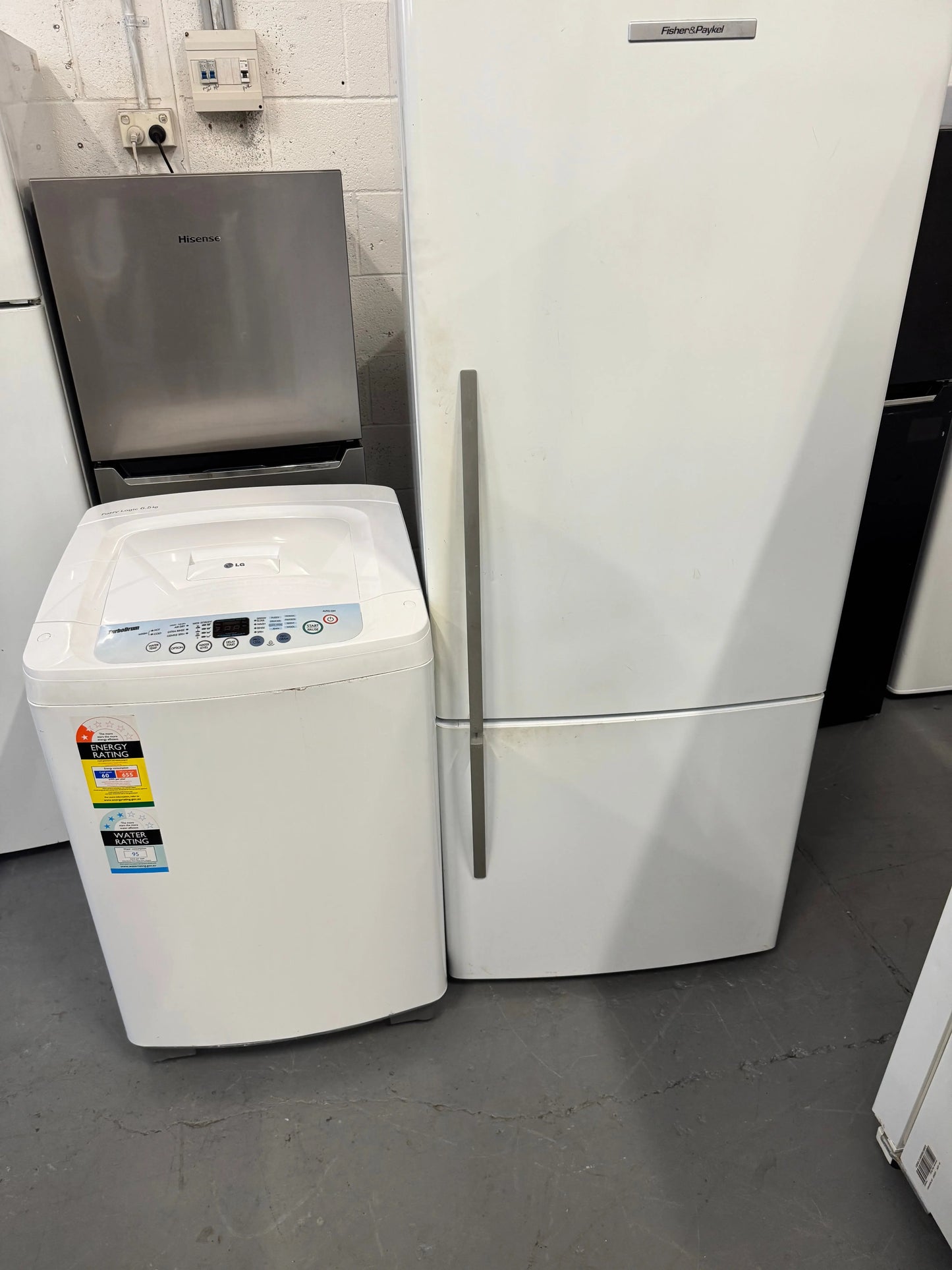 Refurbished combo Fisher & PAYKEL 440 ltr fridge freezer and Lg 6.5 kg top loader washer | SYDNEY