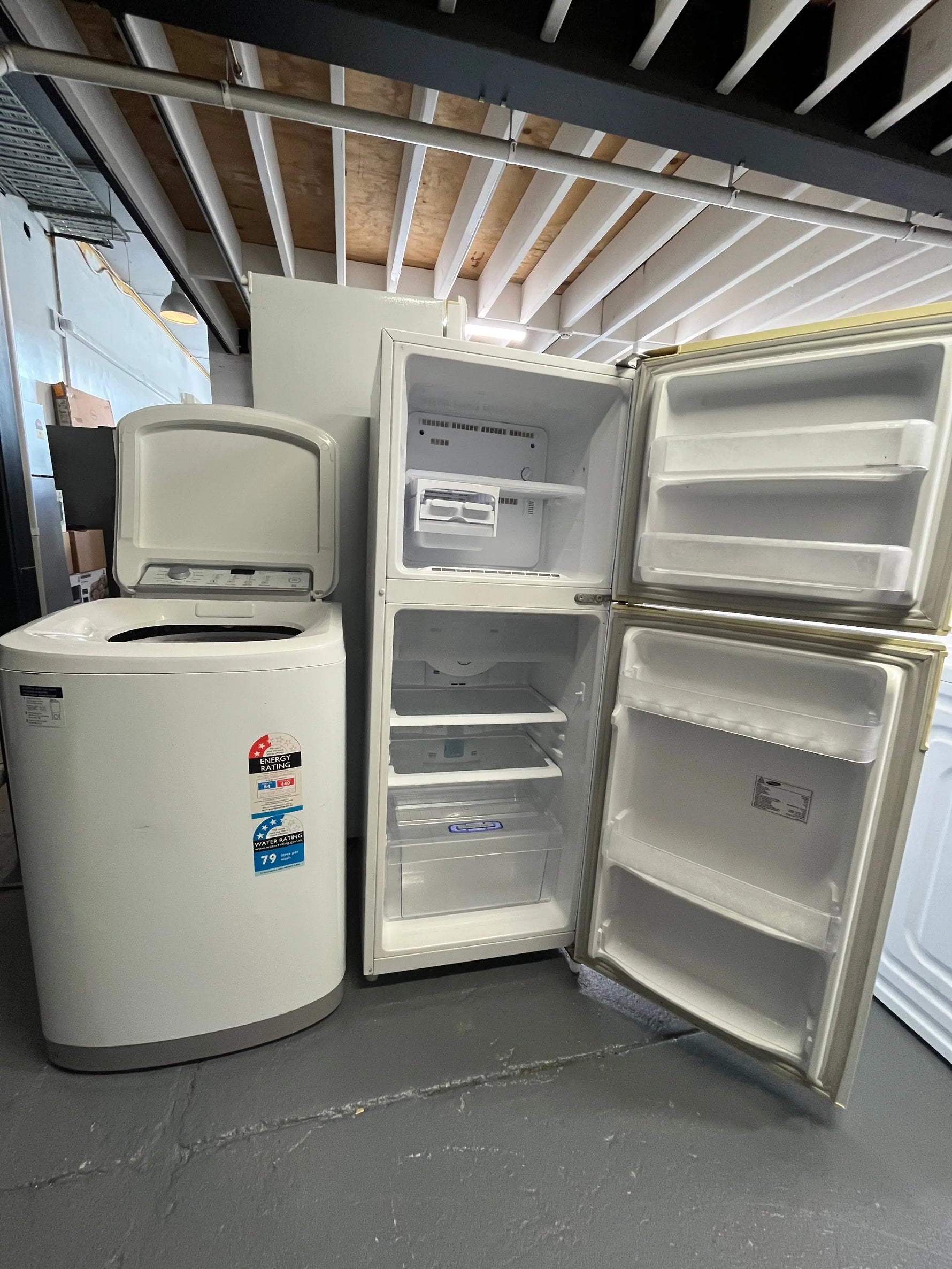 Refurbished combo Samsung 215 ltr fridge freezer & Simpson 6.5 kg top loader washer | ALEXANDRIA