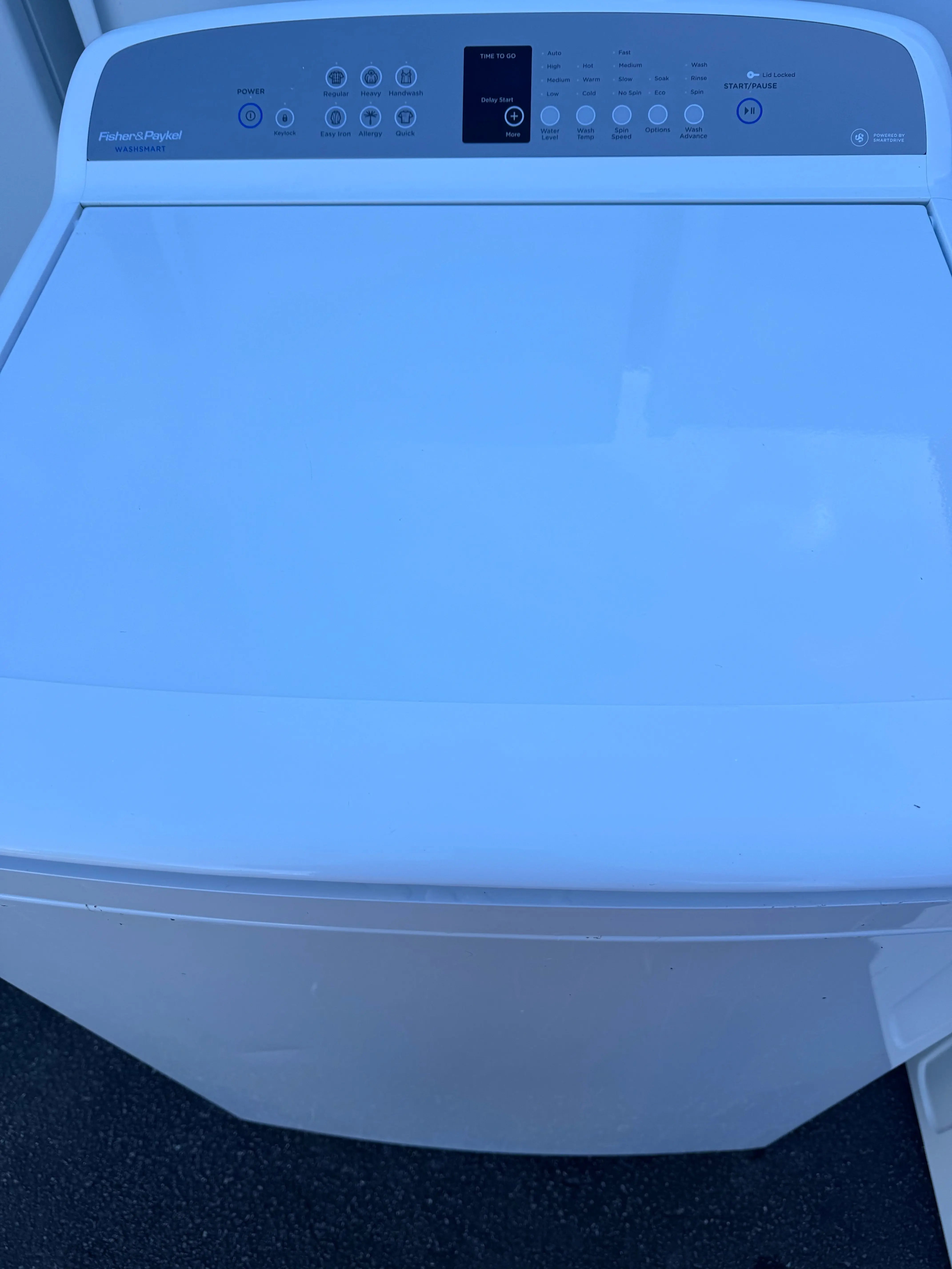Refurbished fisher and Paykel 10 kg washing machine | PERTH