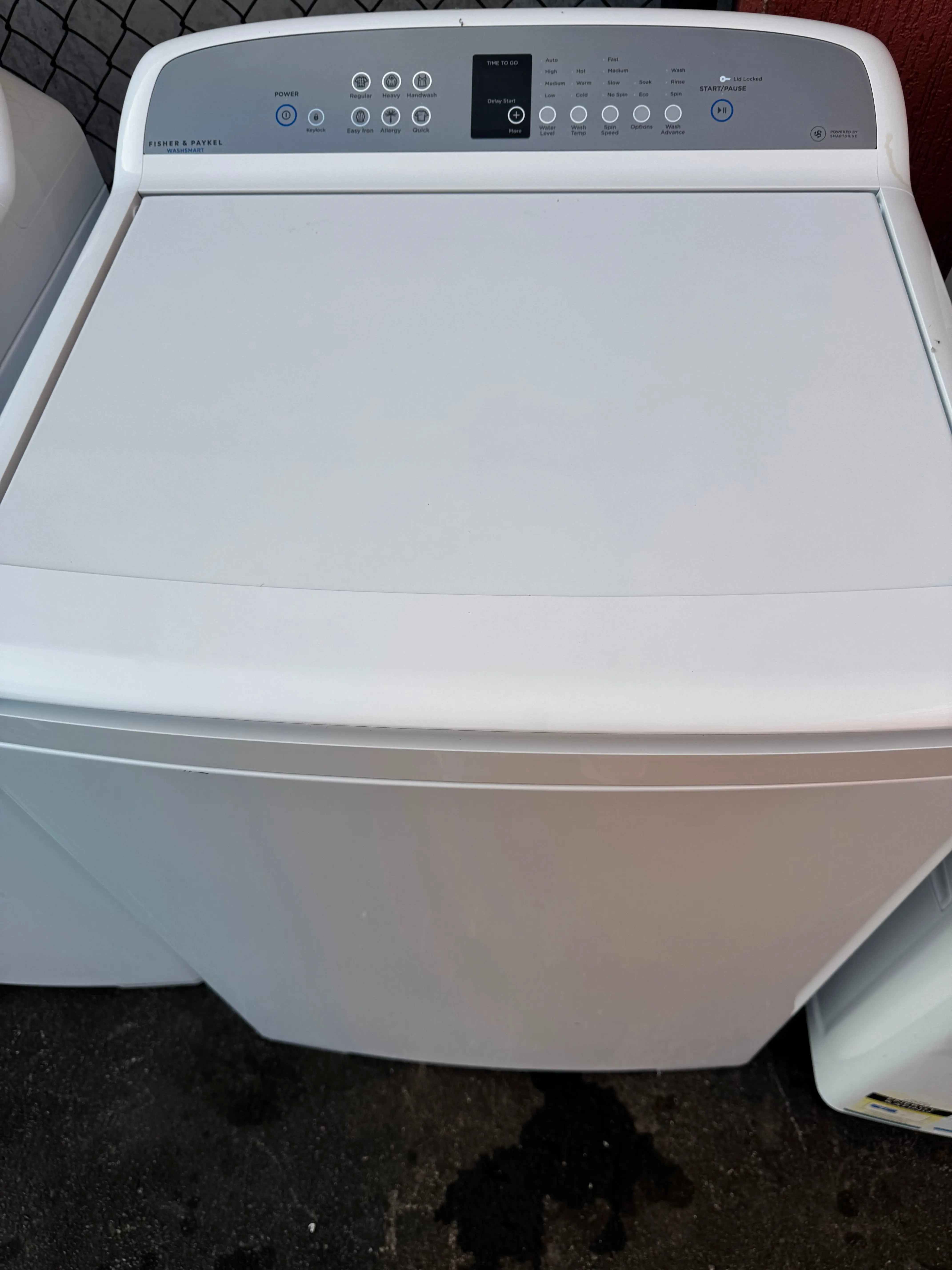 Refurbished fisher and Paykel 10kg washing machine | PERTH