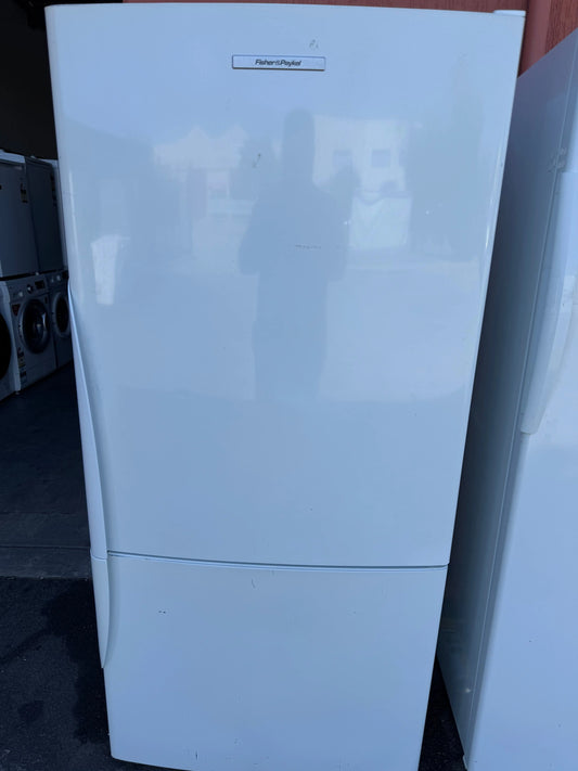 Refurbished fisher and Paykel 519 litres fridge freezer | PERTH