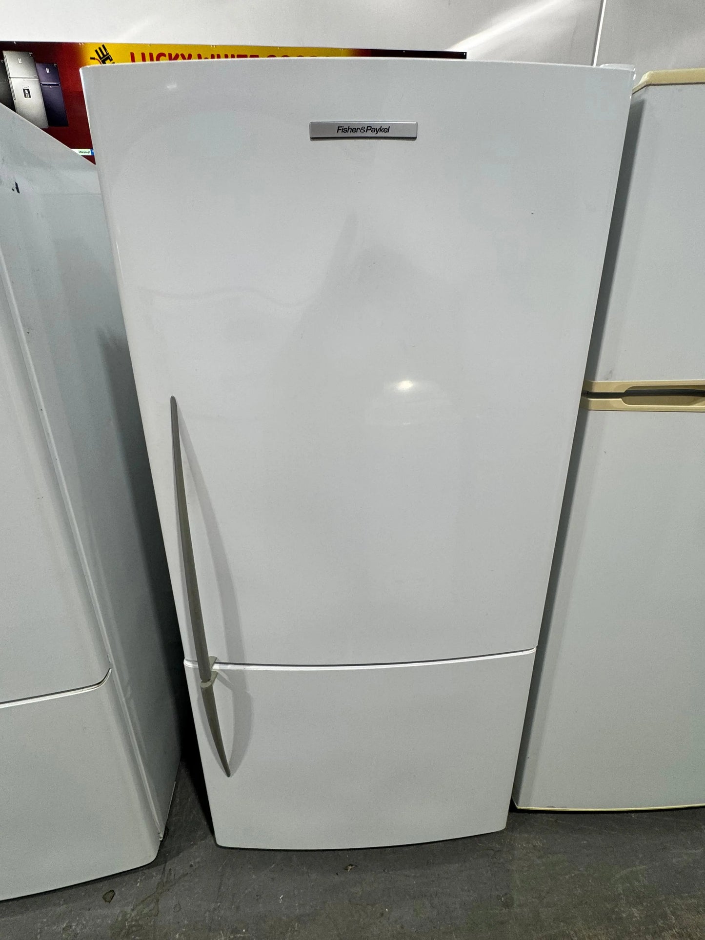 Refurbished fisher and Paykel 519 litres fridge freezer | PERTH