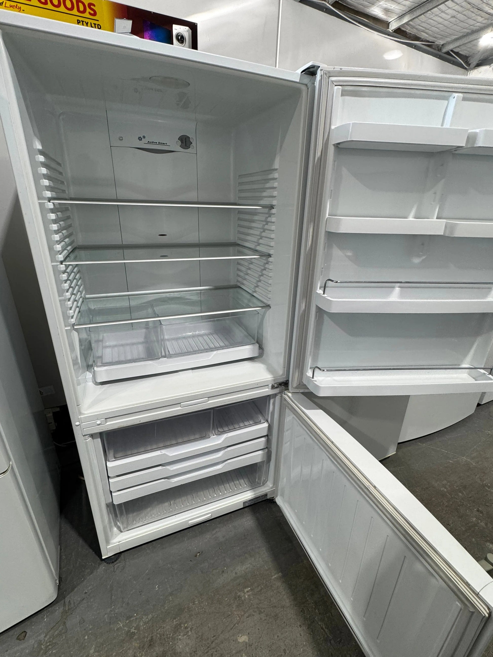 Refurbished fisher and Paykel 519 litres fridge freezer | PERTH