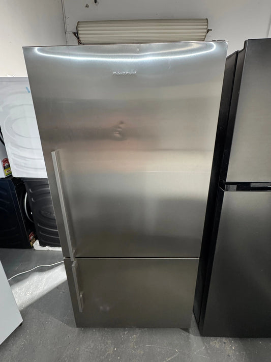 Refurbished fisher and Paykel 519 litres fridge freezer | PERTH