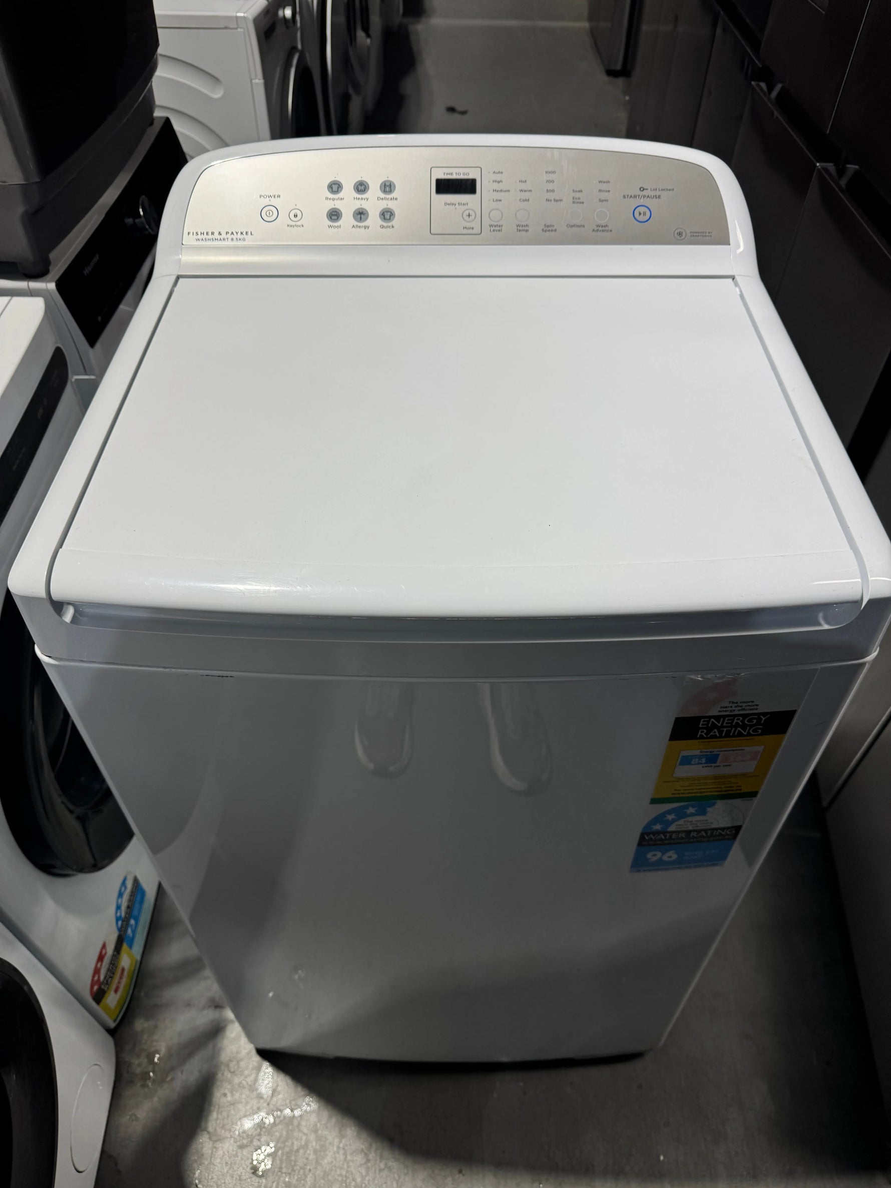 Refurbished fisher and Paykel 8.5kg washing machine