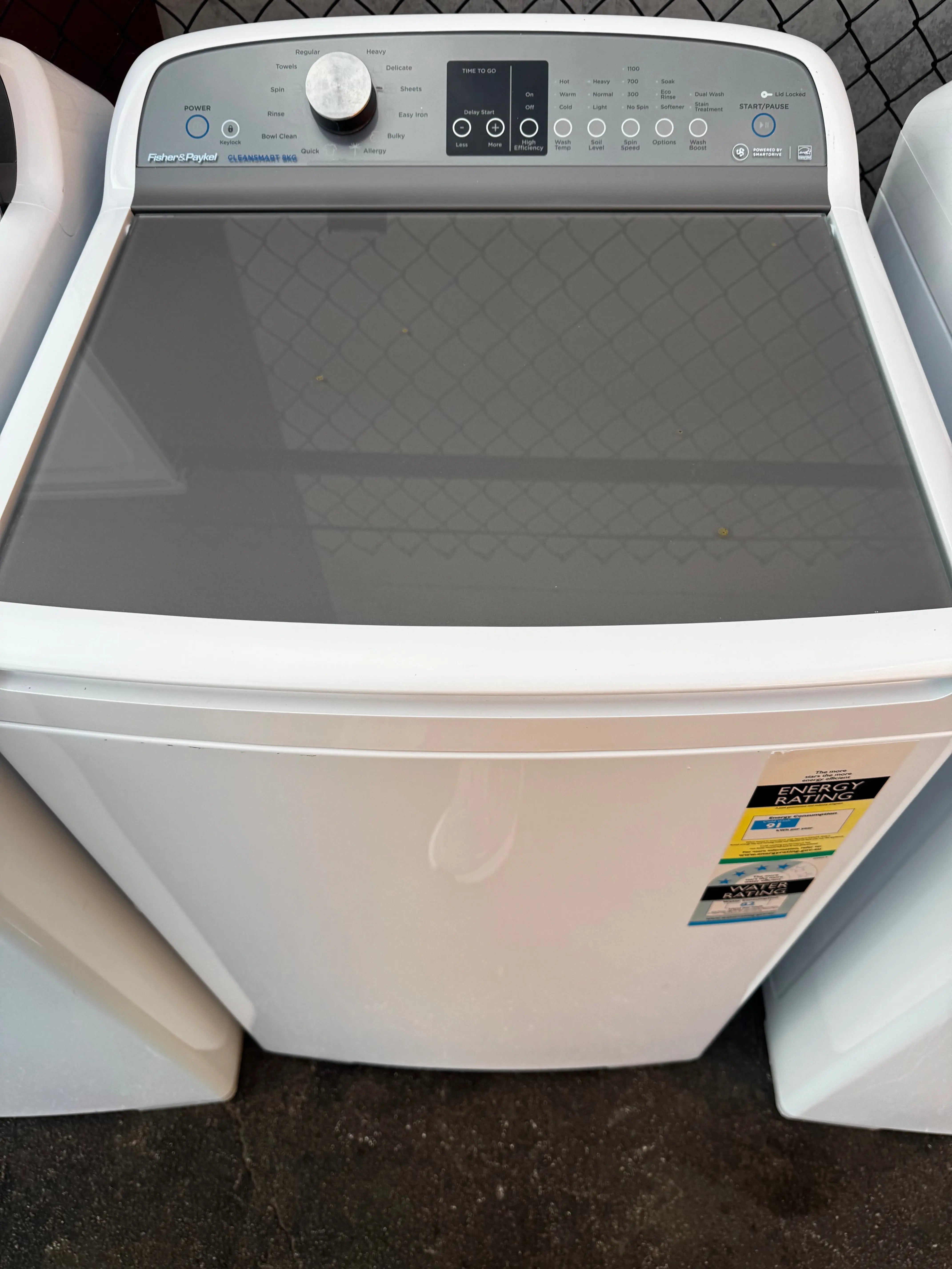 Refurbished fisher and Paykel 8kg washing machine | PERTH
