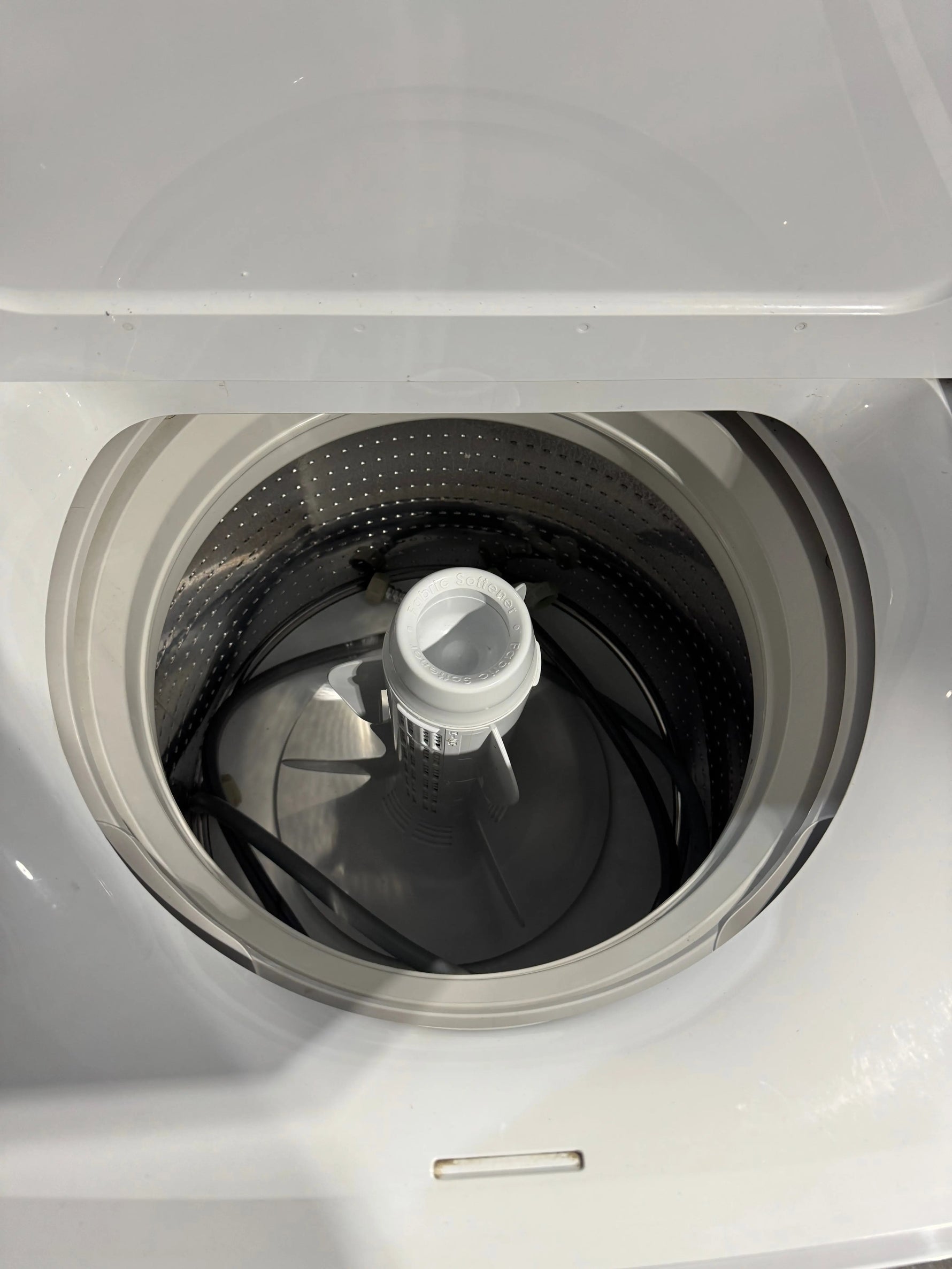 Refurbished fisher and Paykel 8kg washing machine